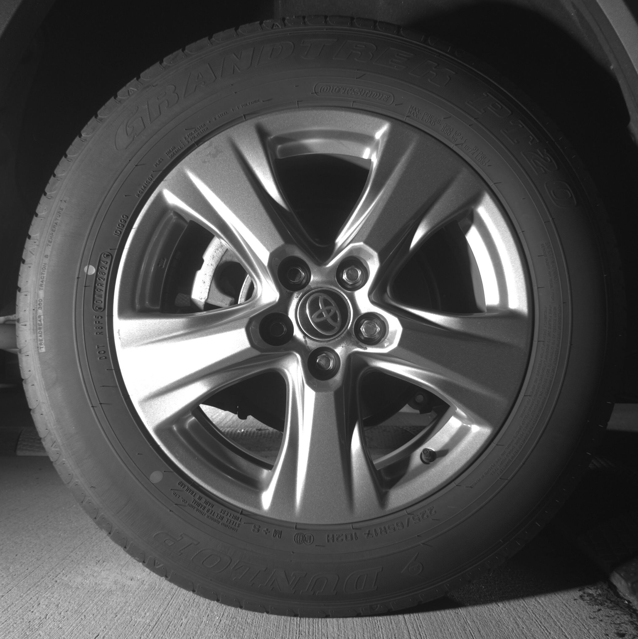 Thumbnail: 2025 Toyota RAV4 - 12