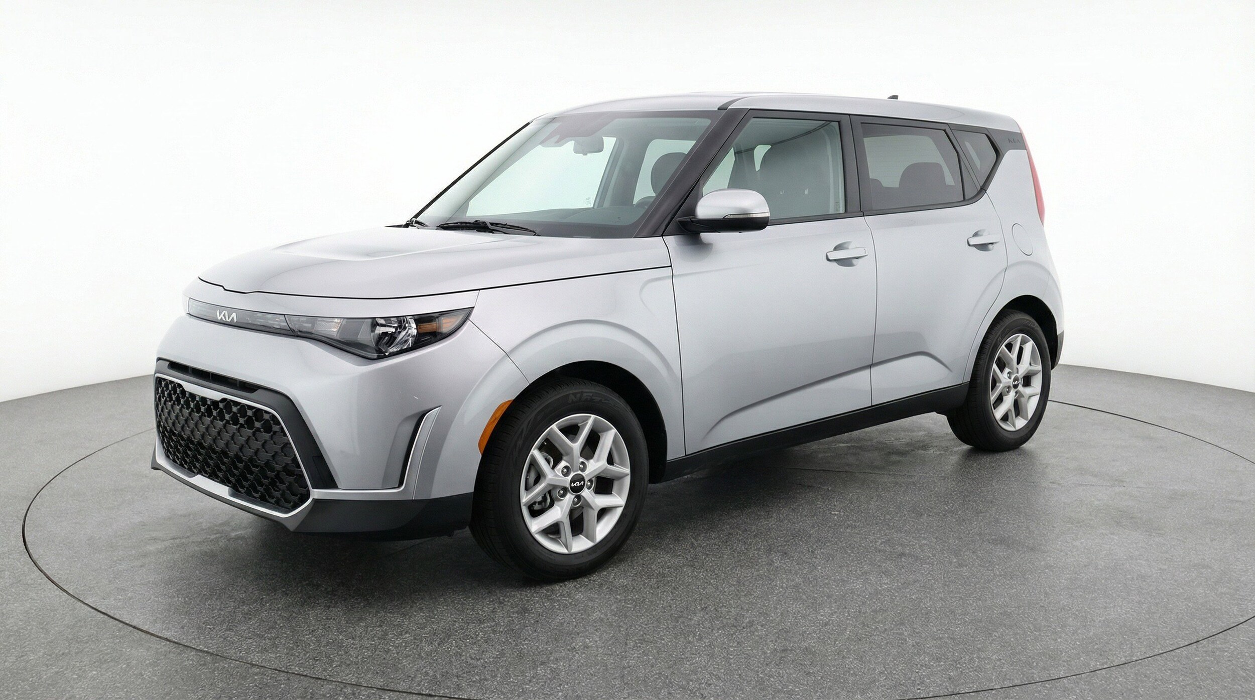 Thumbnail: 2025 Kia Soul - 3