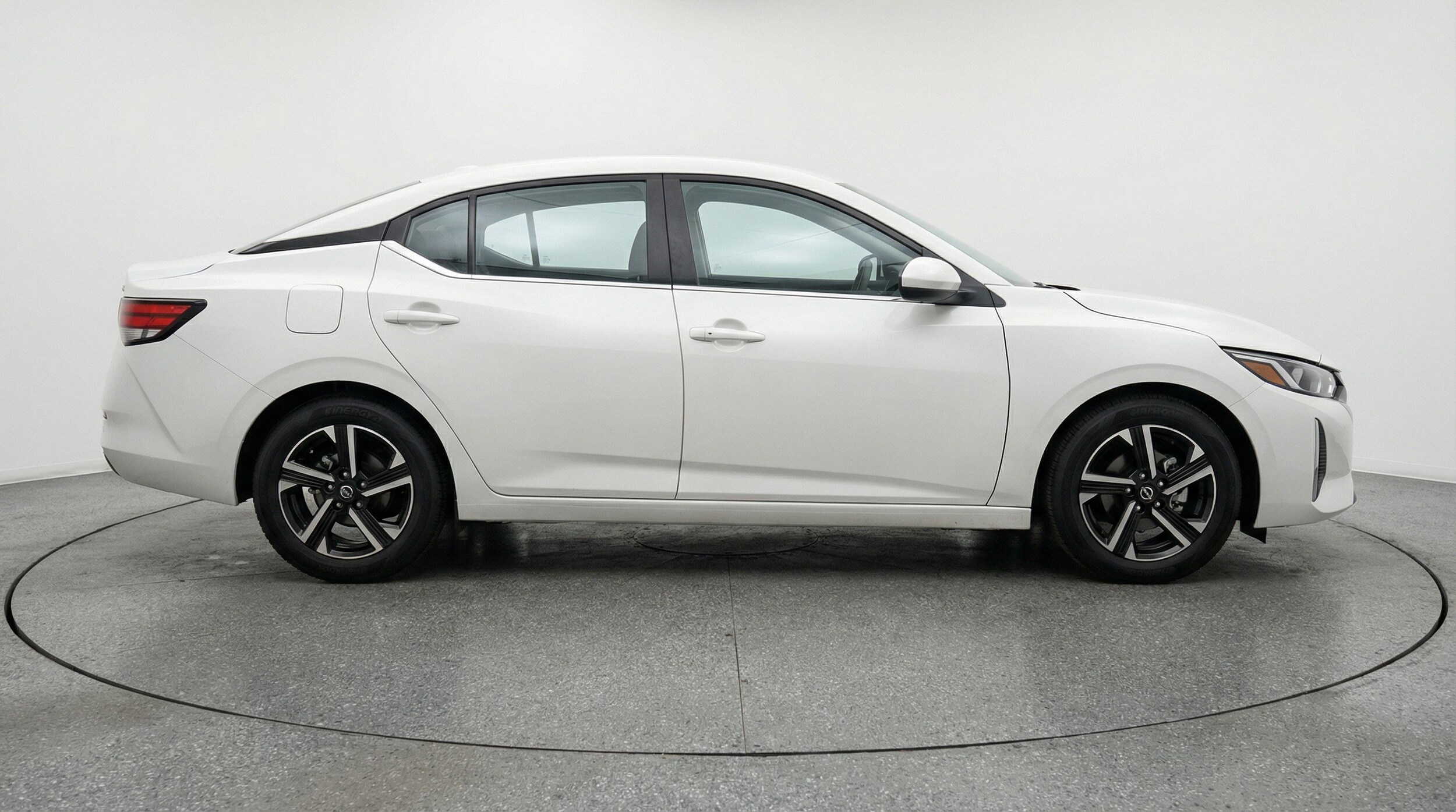 Thumbnail: 2025 Nissan Sentra - 11