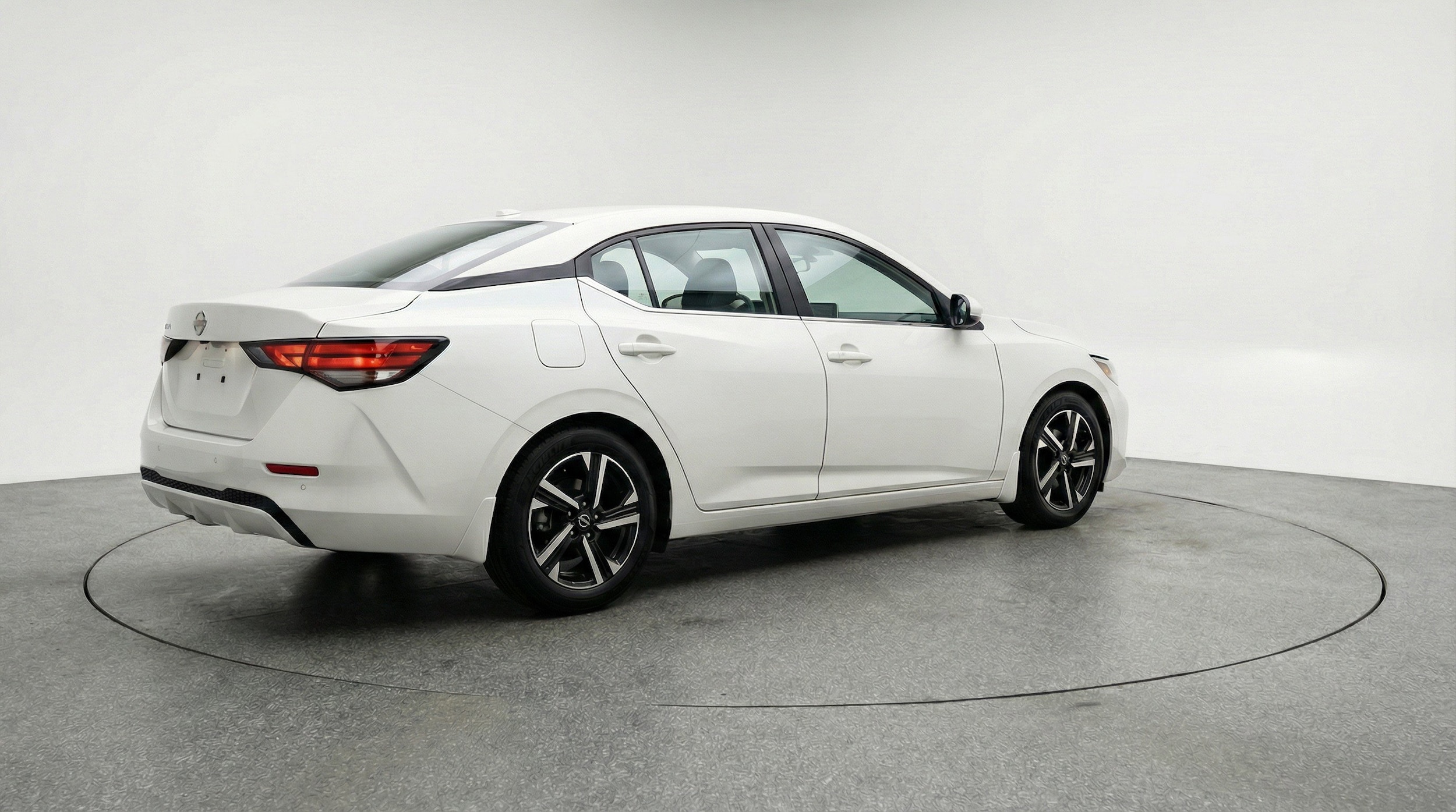 Thumbnail: 2025 Nissan Sentra - 9