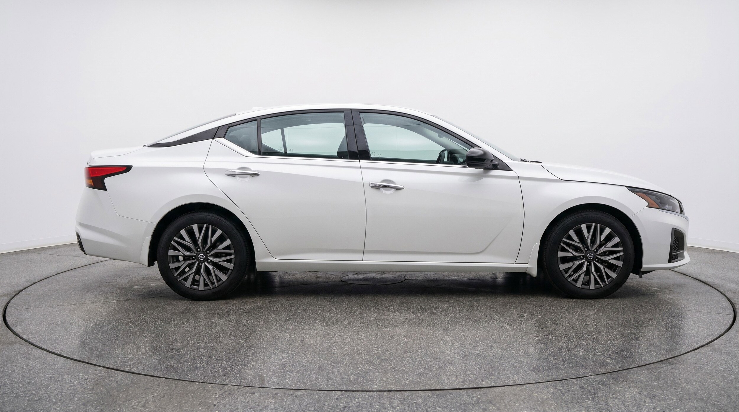 Thumbnail: 2025 Nissan Altima - 11