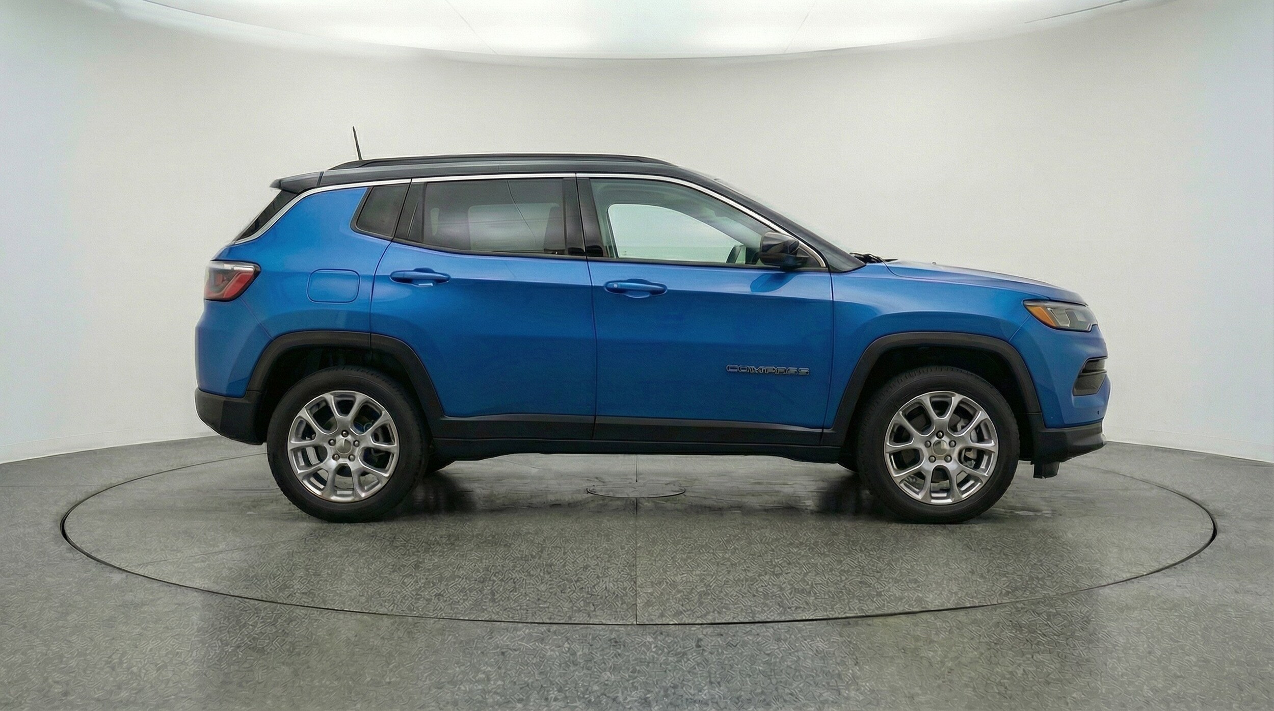 Thumbnail: 2025 Jeep Compass - 11