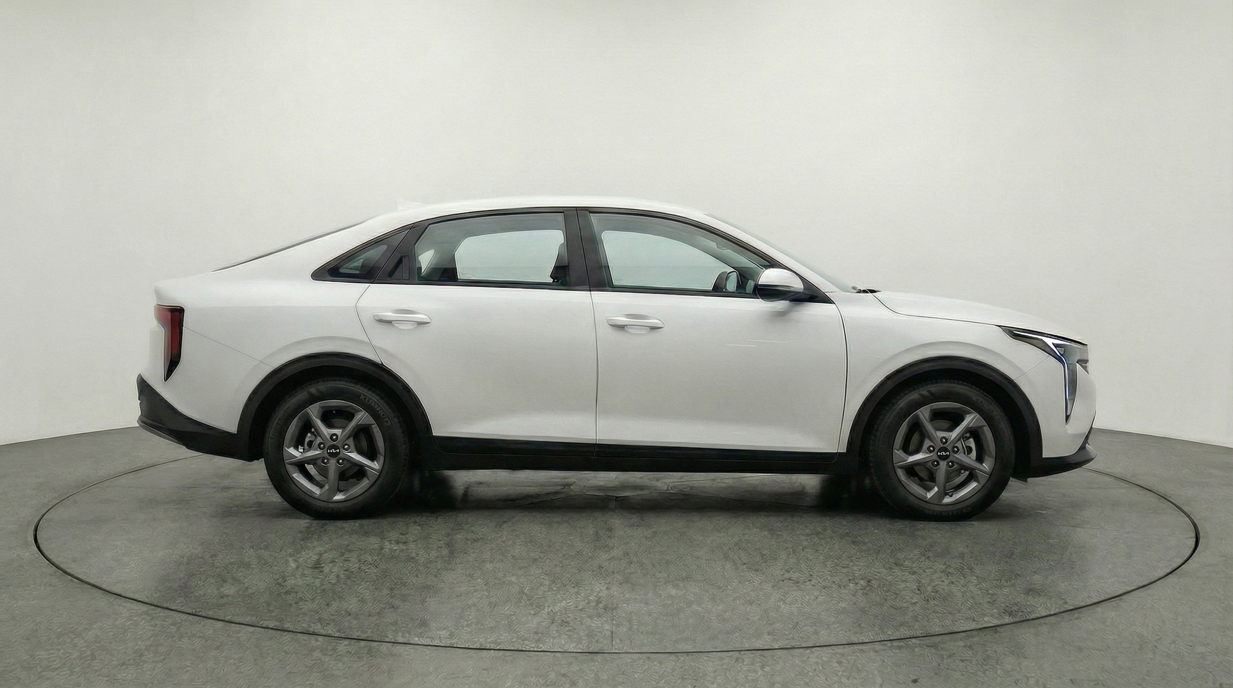 Thumbnail: 2025 Kia K4 - 8