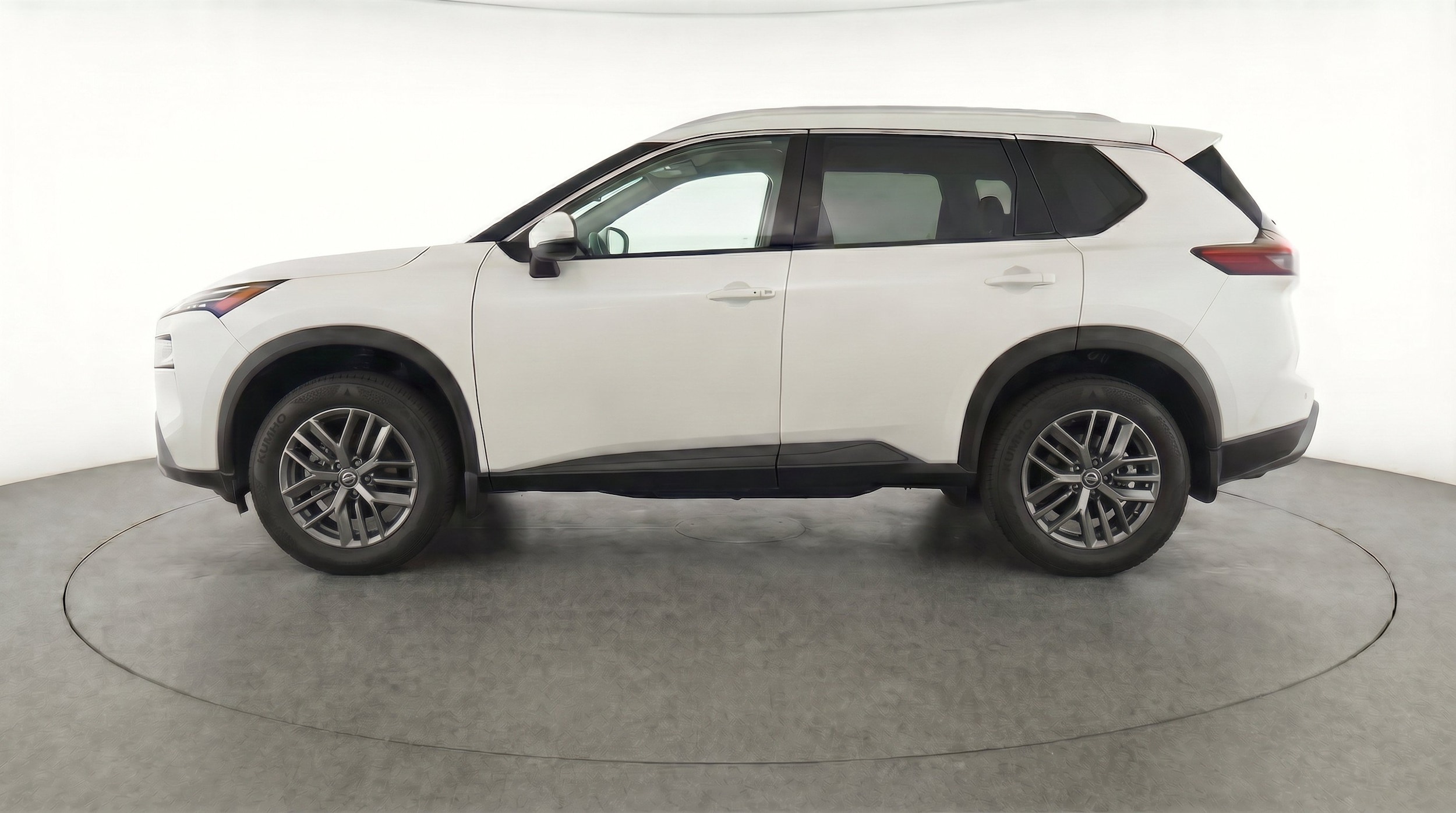 Thumbnail: 2026 Nissan Rogue - 5