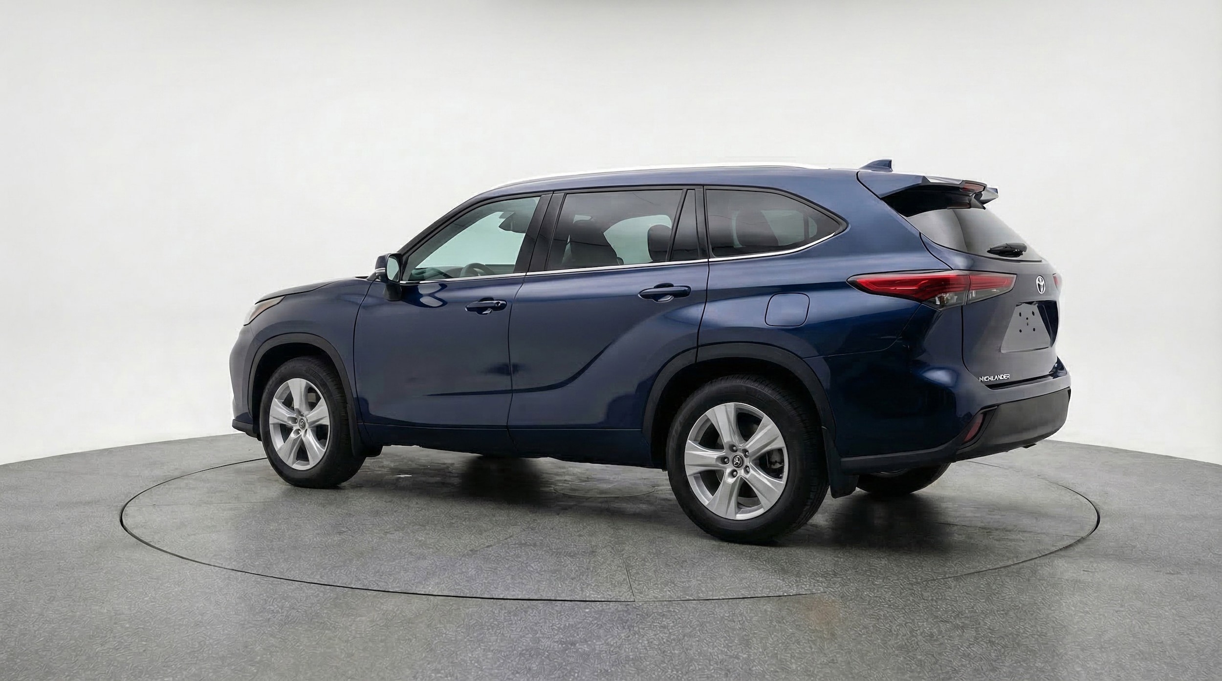 Thumbnail: 2025 Toyota Highlander - 6