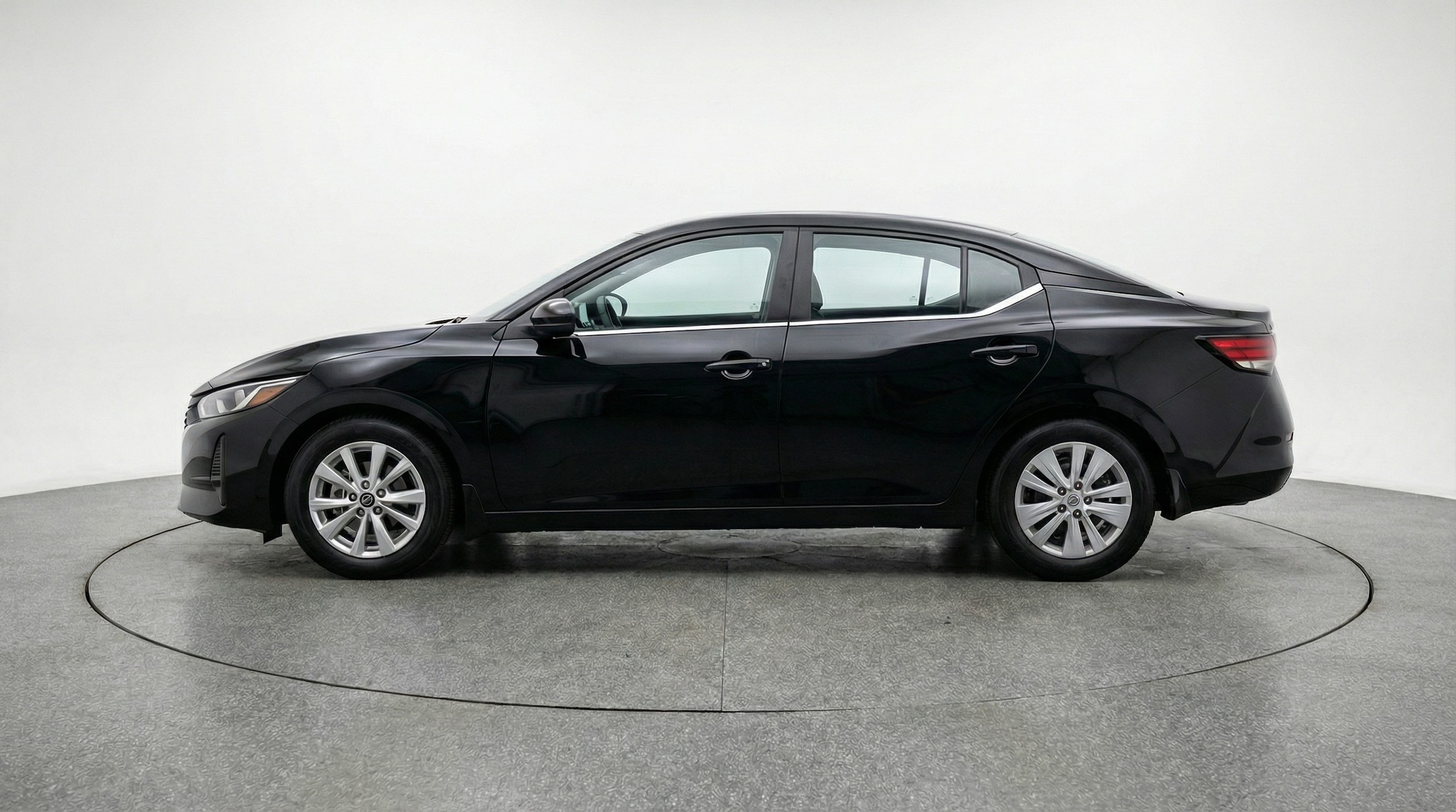 Thumbnail: 2025 Nissan Sentra - 4