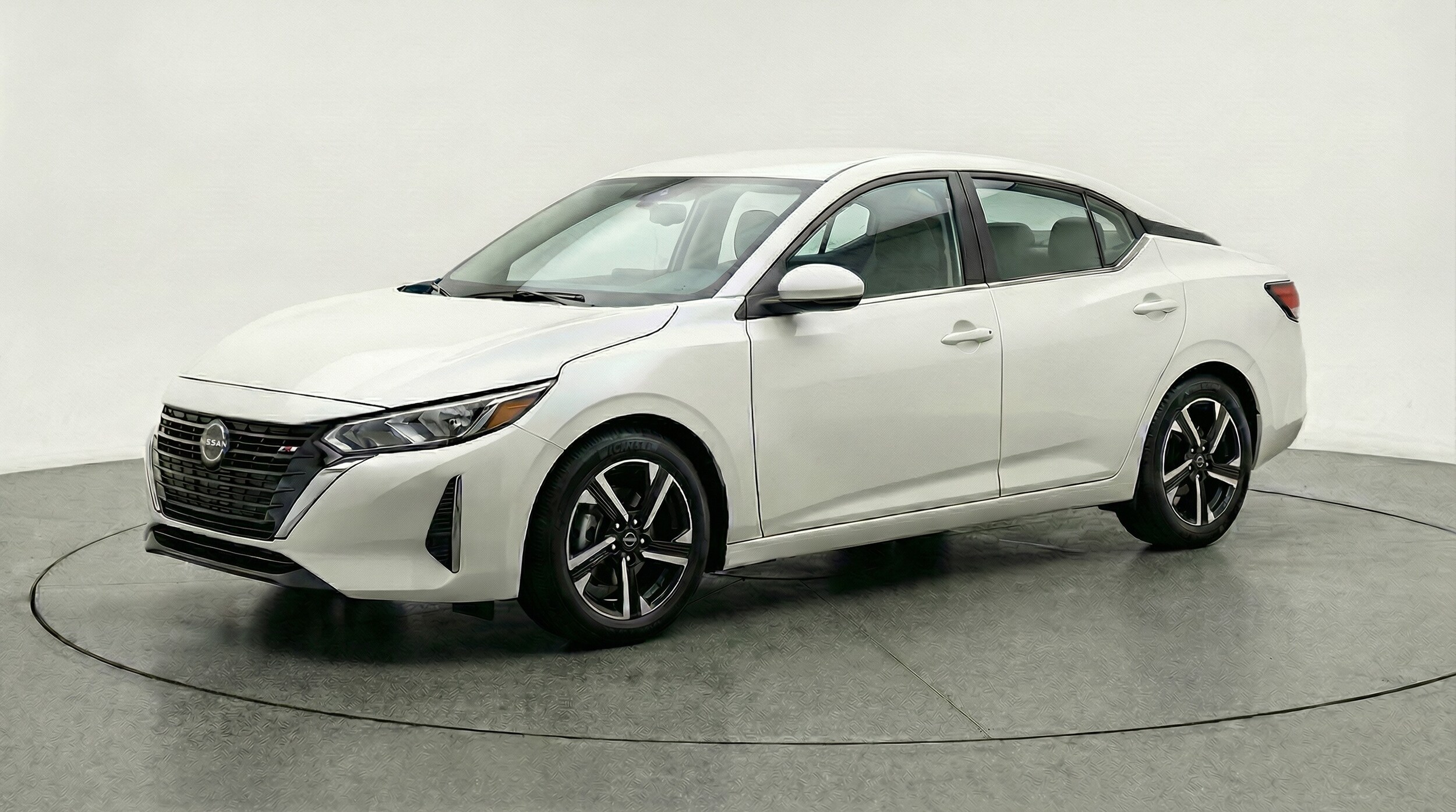 Thumbnail: 2025 Nissan Sentra - 1