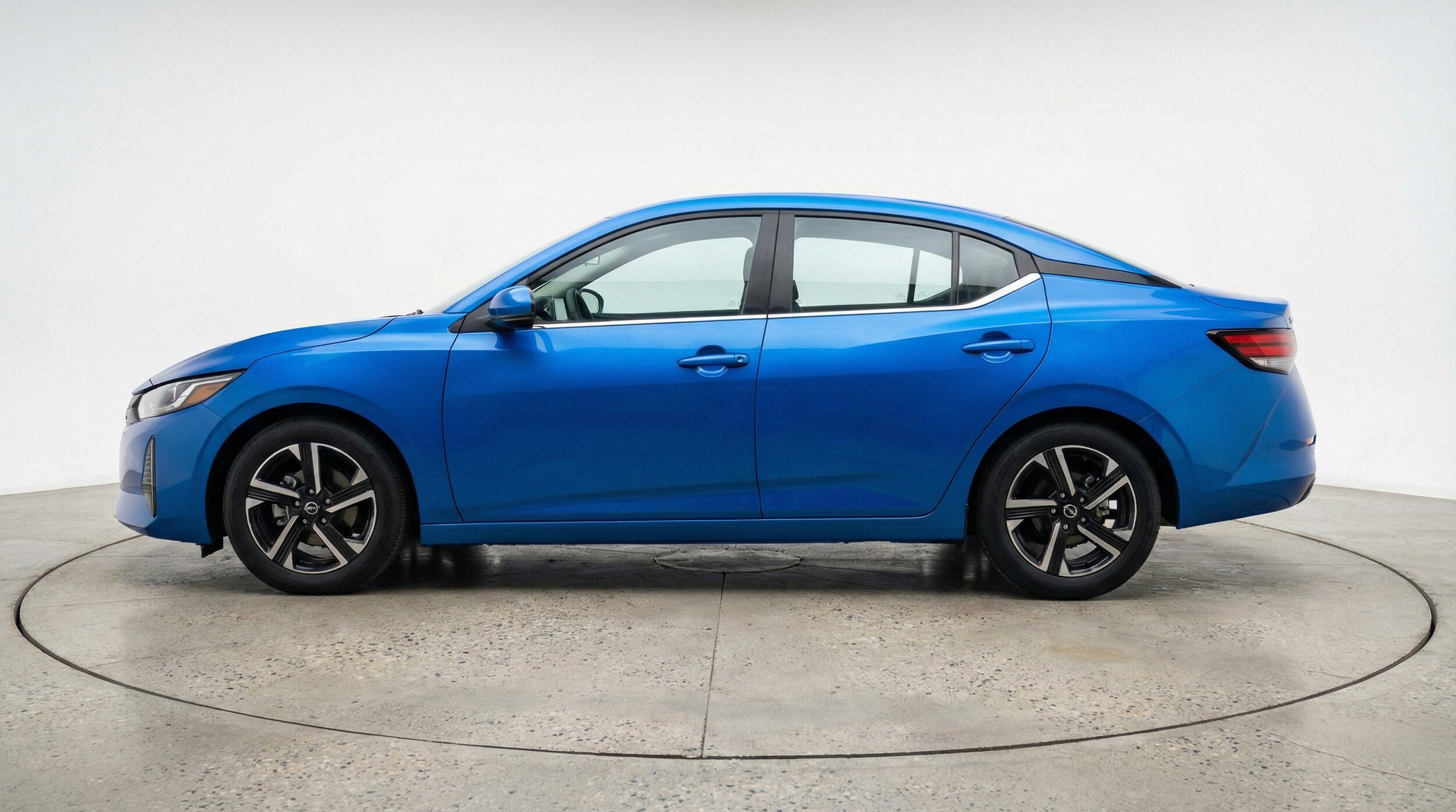 Thumbnail: 2025 Nissan Sentra - 5