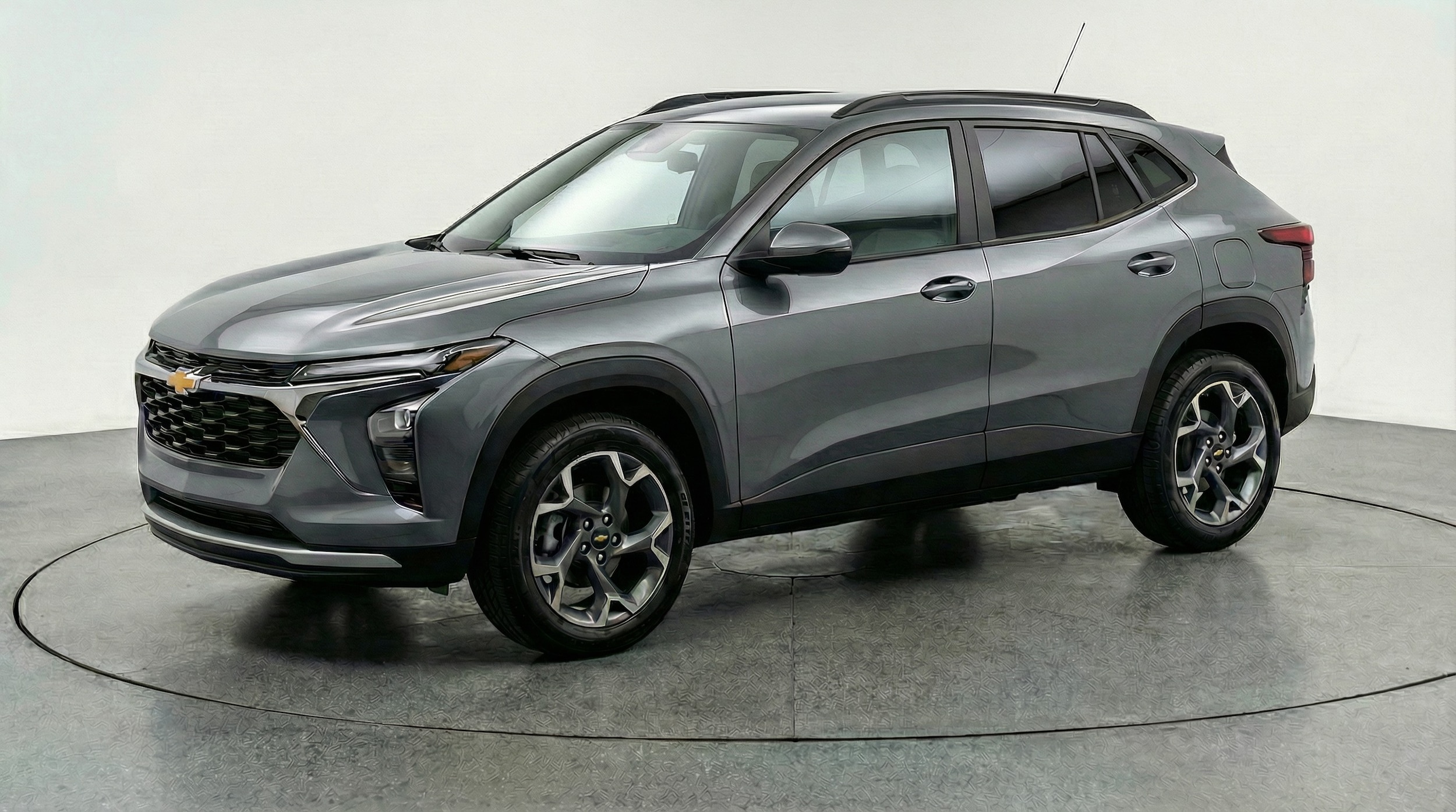 Thumbnail: 2025 Chevrolet Trax - 3