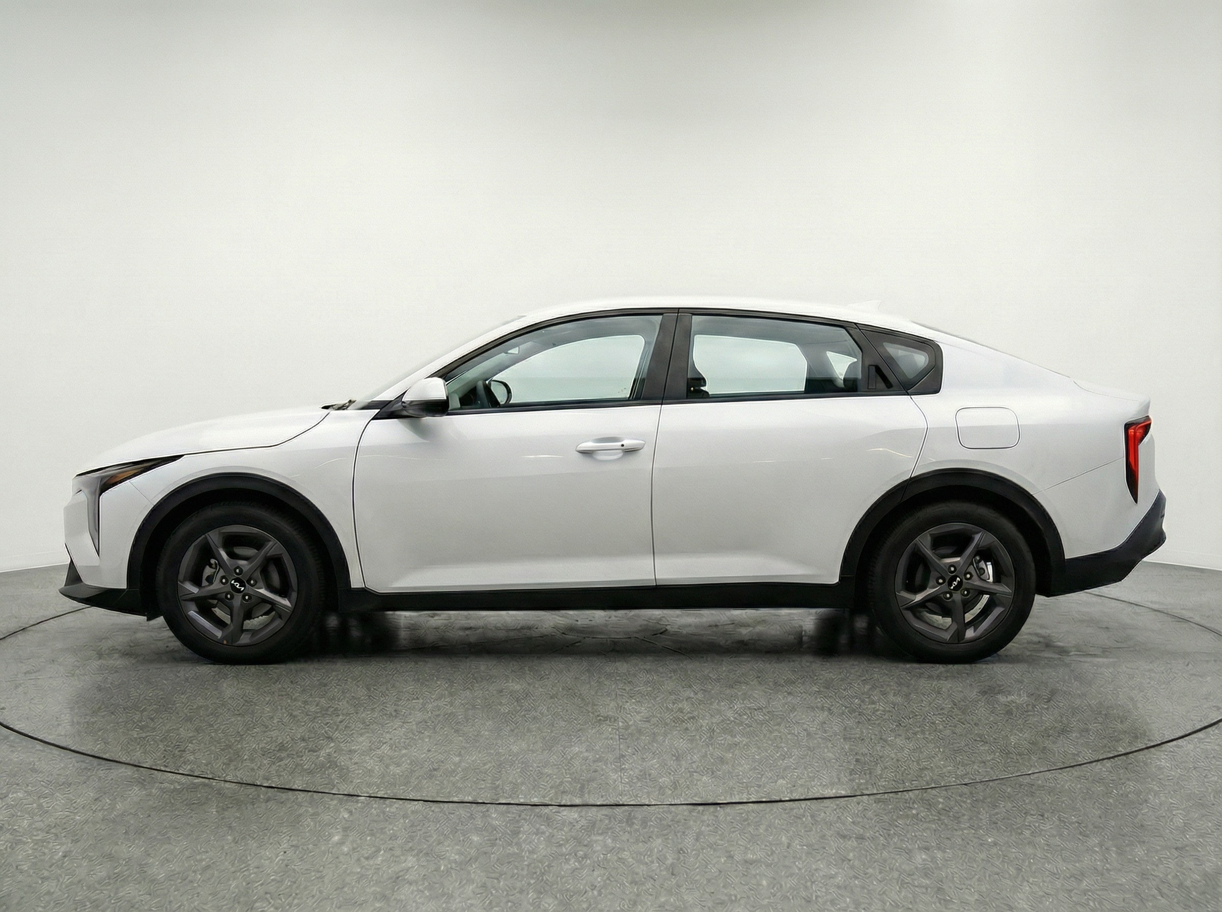 Thumbnail: 2025 Kia K4 - 4