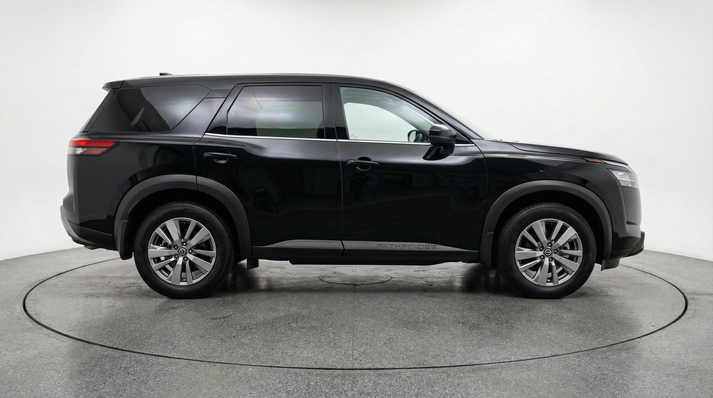 Thumbnail: 2025 Nissan Pathfinder - 11