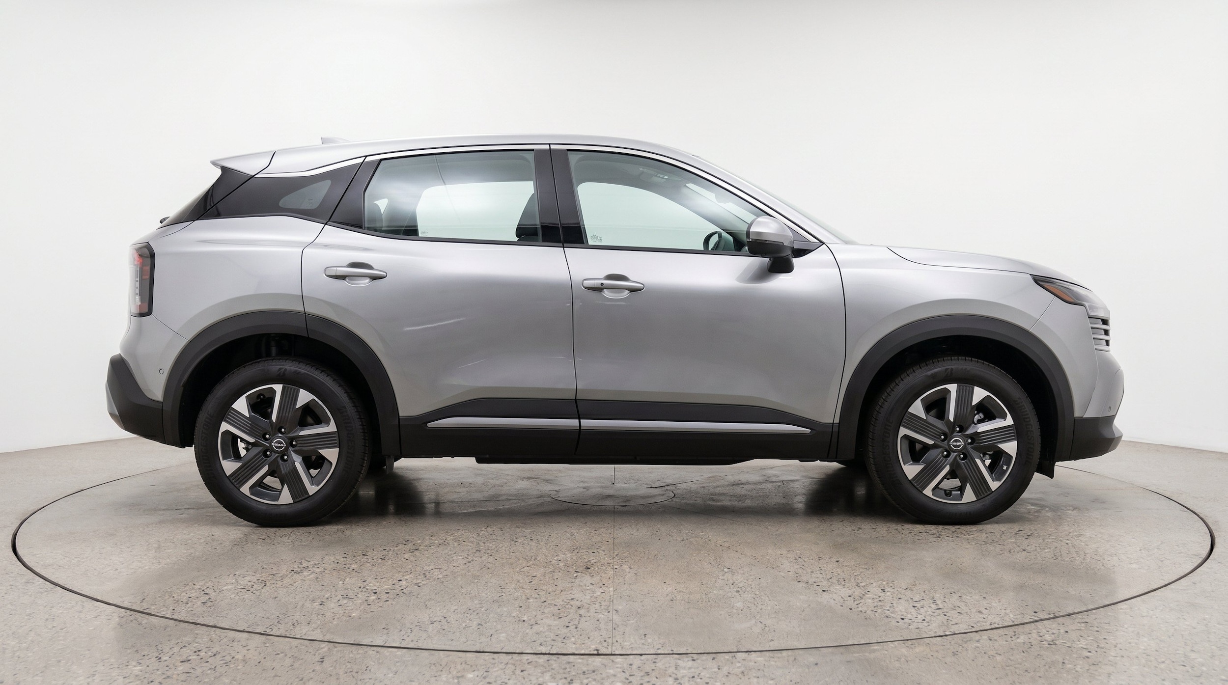 Thumbnail: 2026 Nissan Kicks - 11