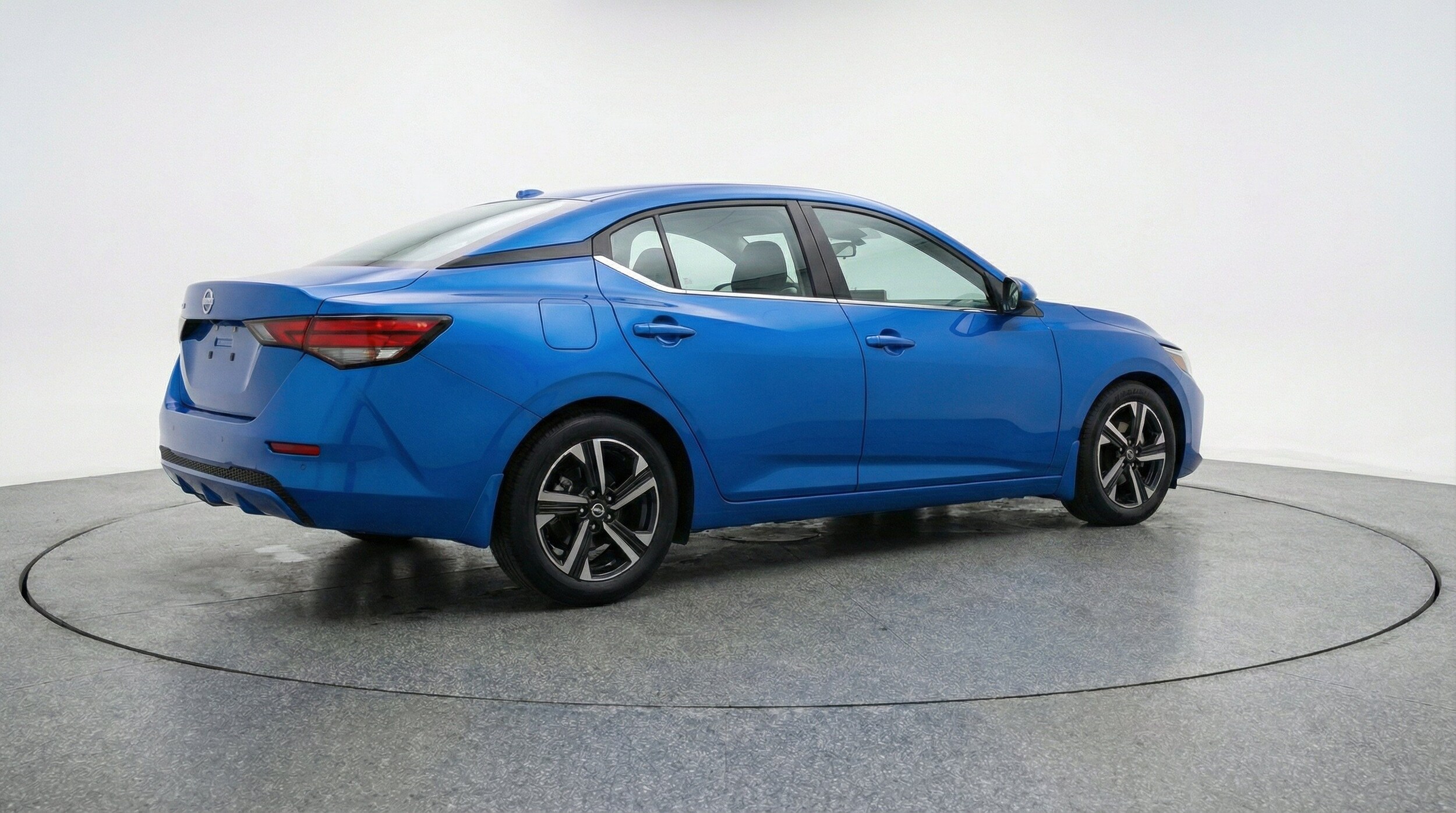 Thumbnail: 2025 Nissan Sentra - 9