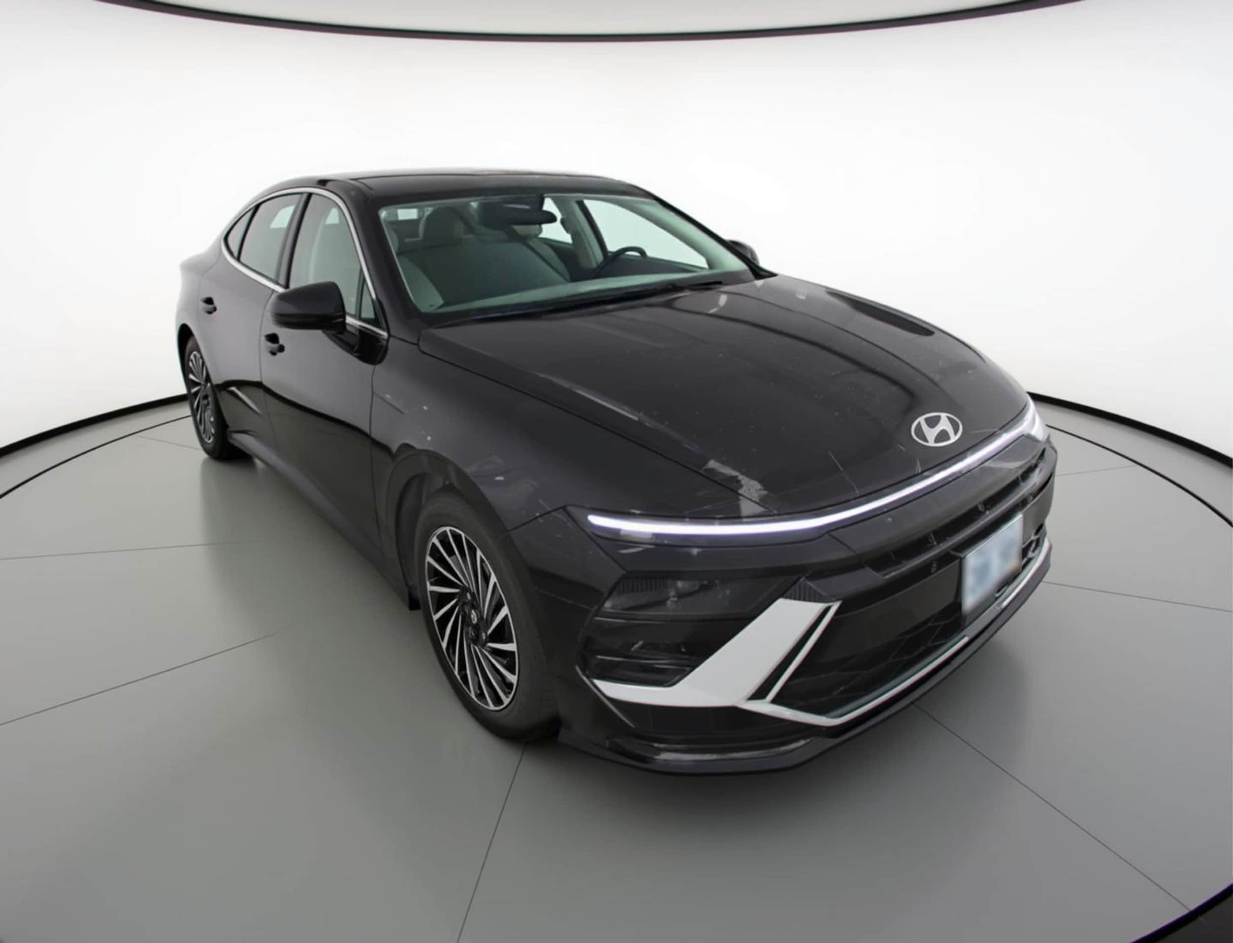 Thumbnail: 2025 Hyundai Sonata - 1