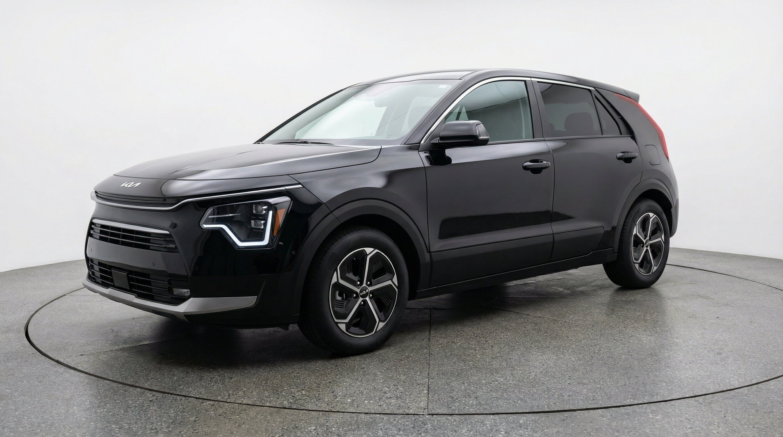 Thumbnail: 2026 Kia Niro - 3