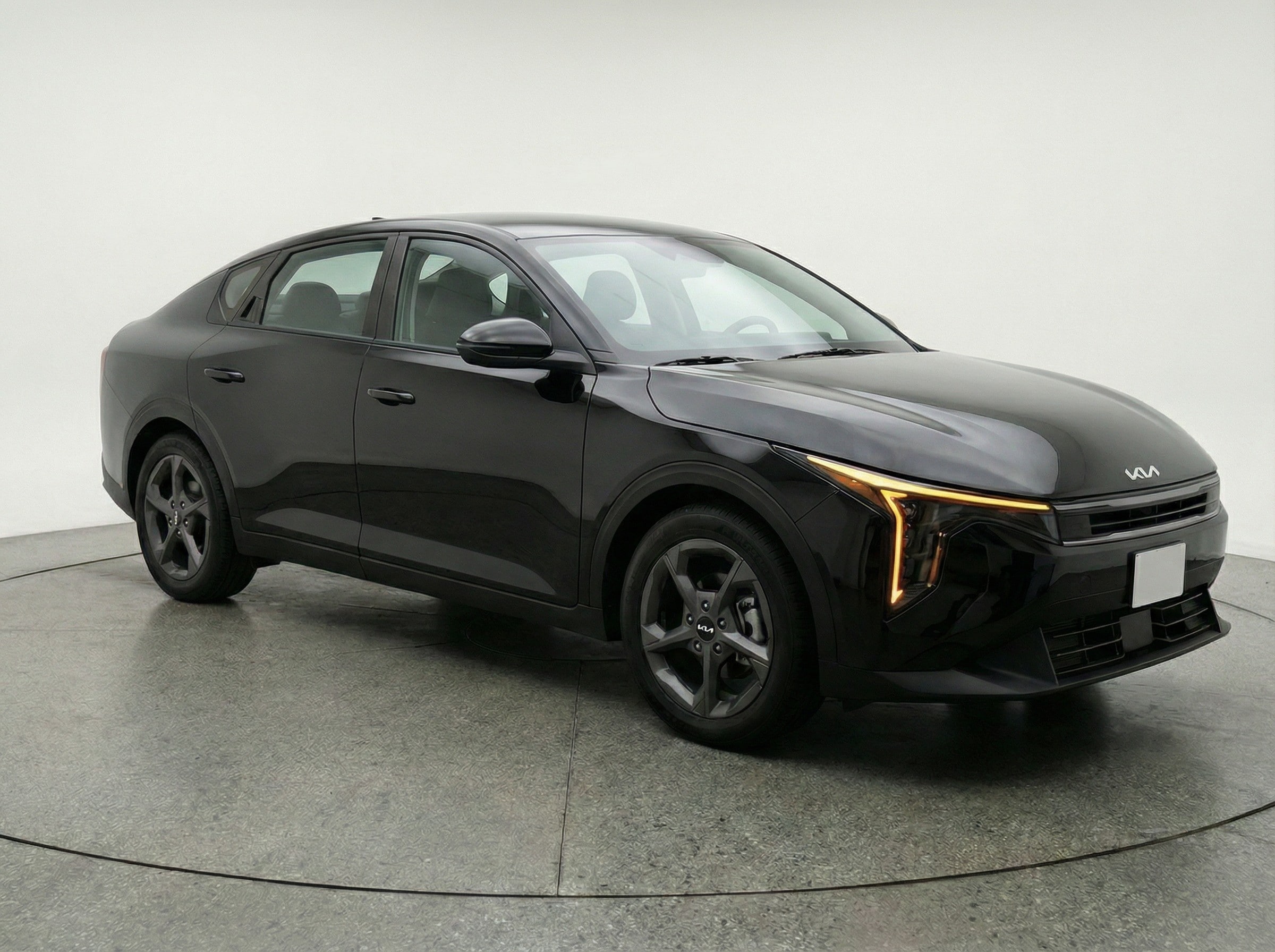 Thumbnail: 2025 Kia K4 - 1