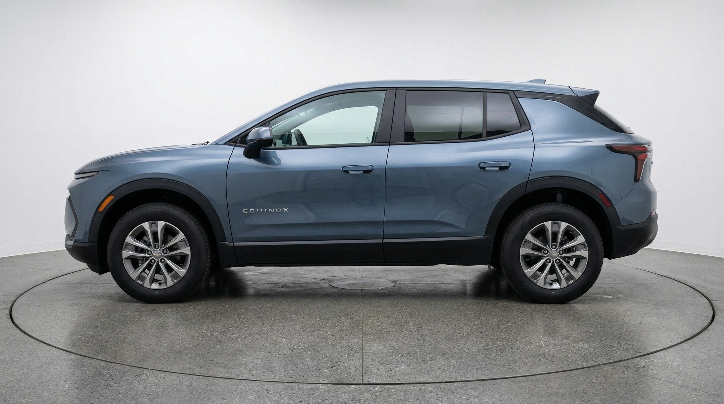 Thumbnail: 2025 Chevrolet Equinox - 4