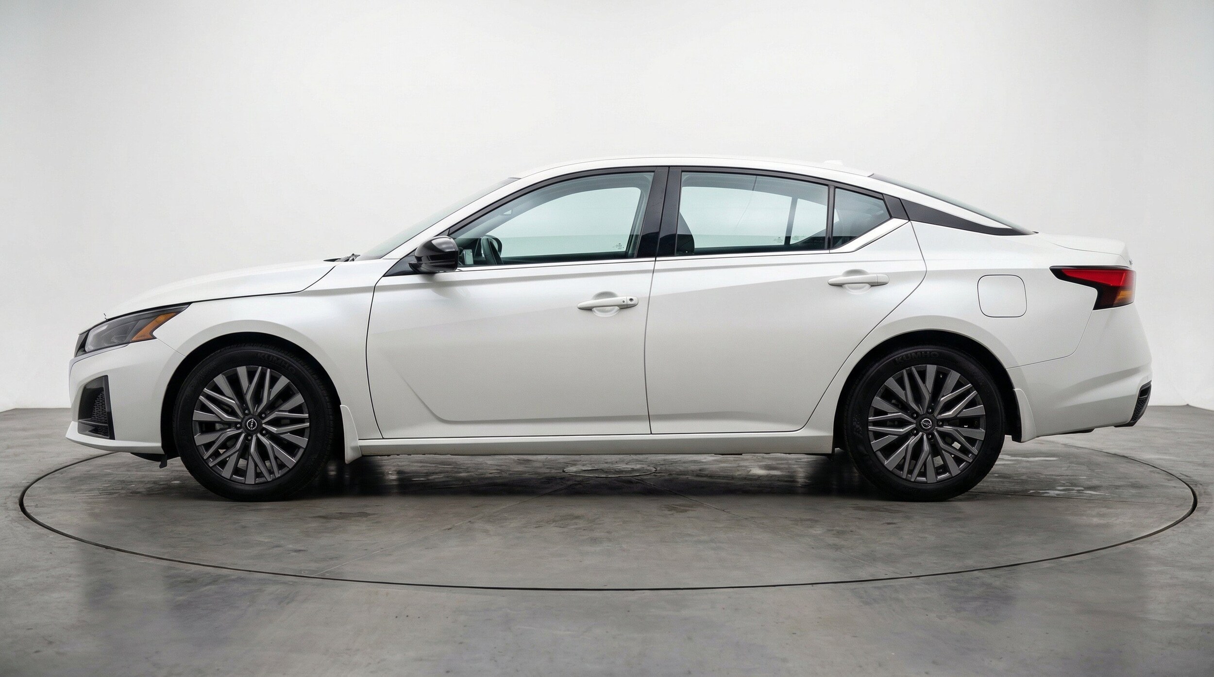 Thumbnail: 2026 Nissan Altima - 5