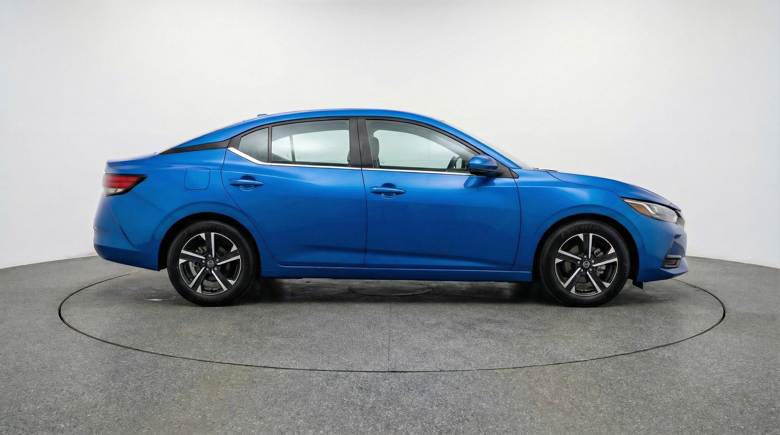 Thumbnail: 2025 Nissan Sentra - 11