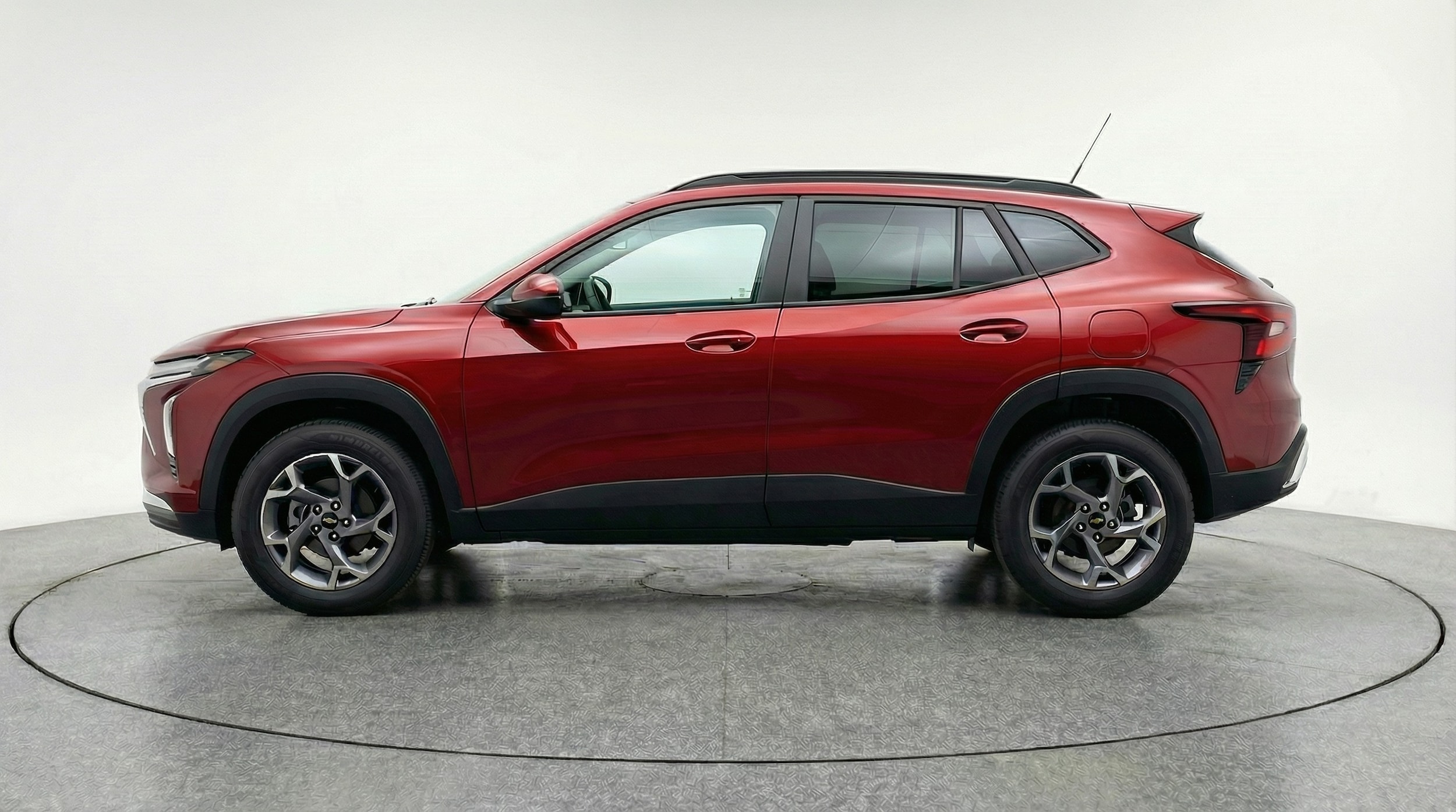 Thumbnail: 2025 Chevrolet Trax - 4