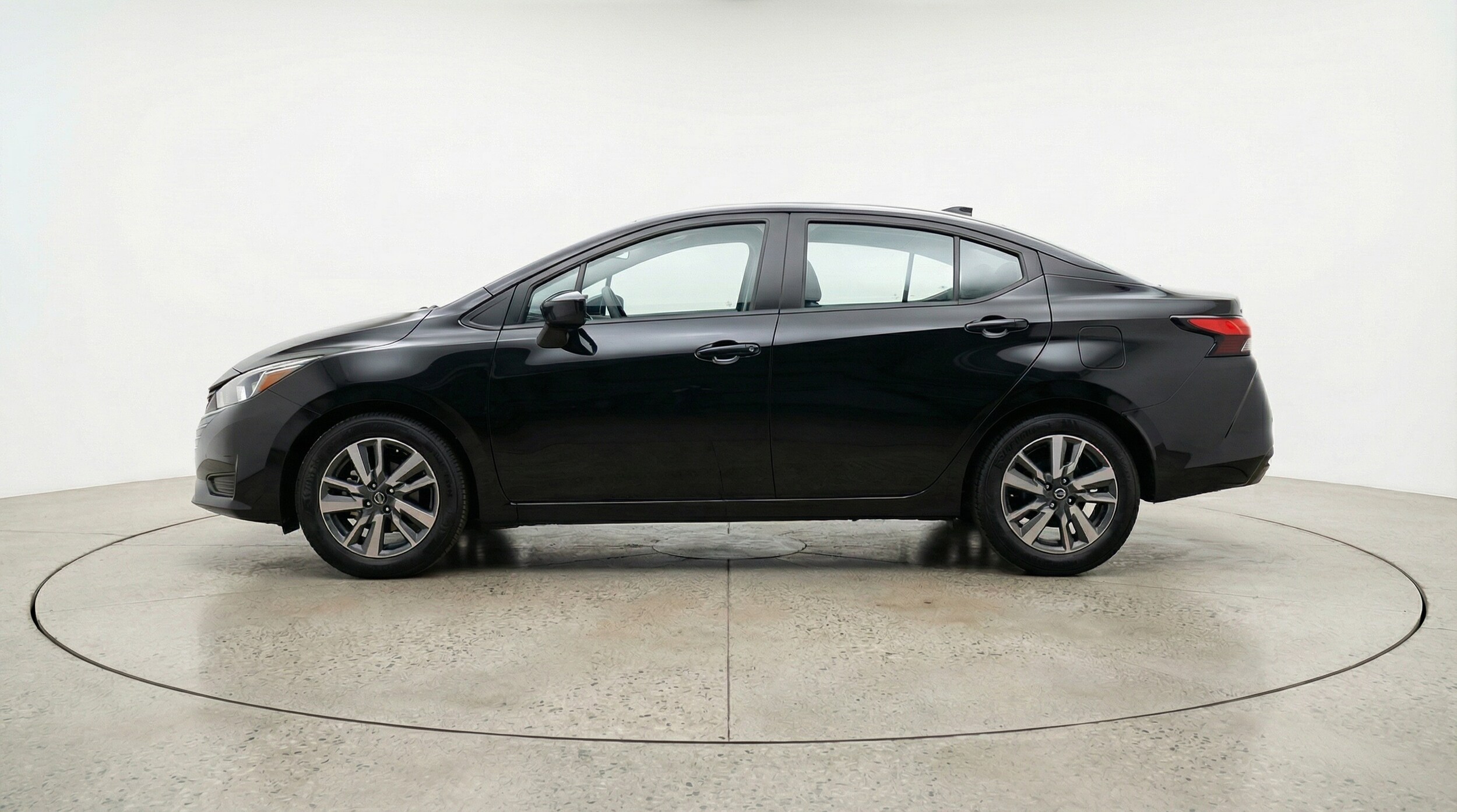 Thumbnail: 2025 Nissan Versa - 4