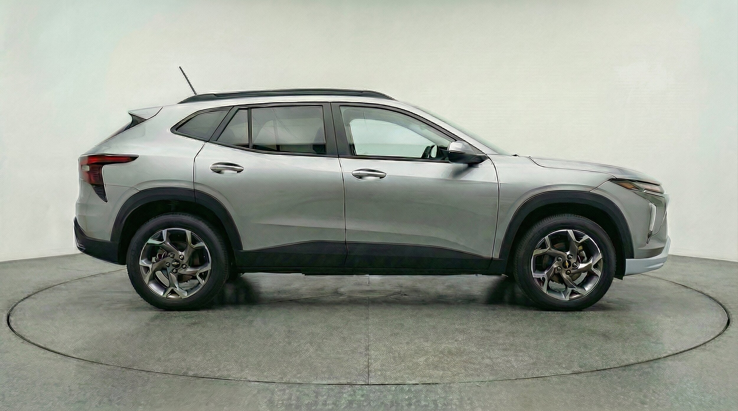 Thumbnail: 2025 Chevrolet Trax - 11