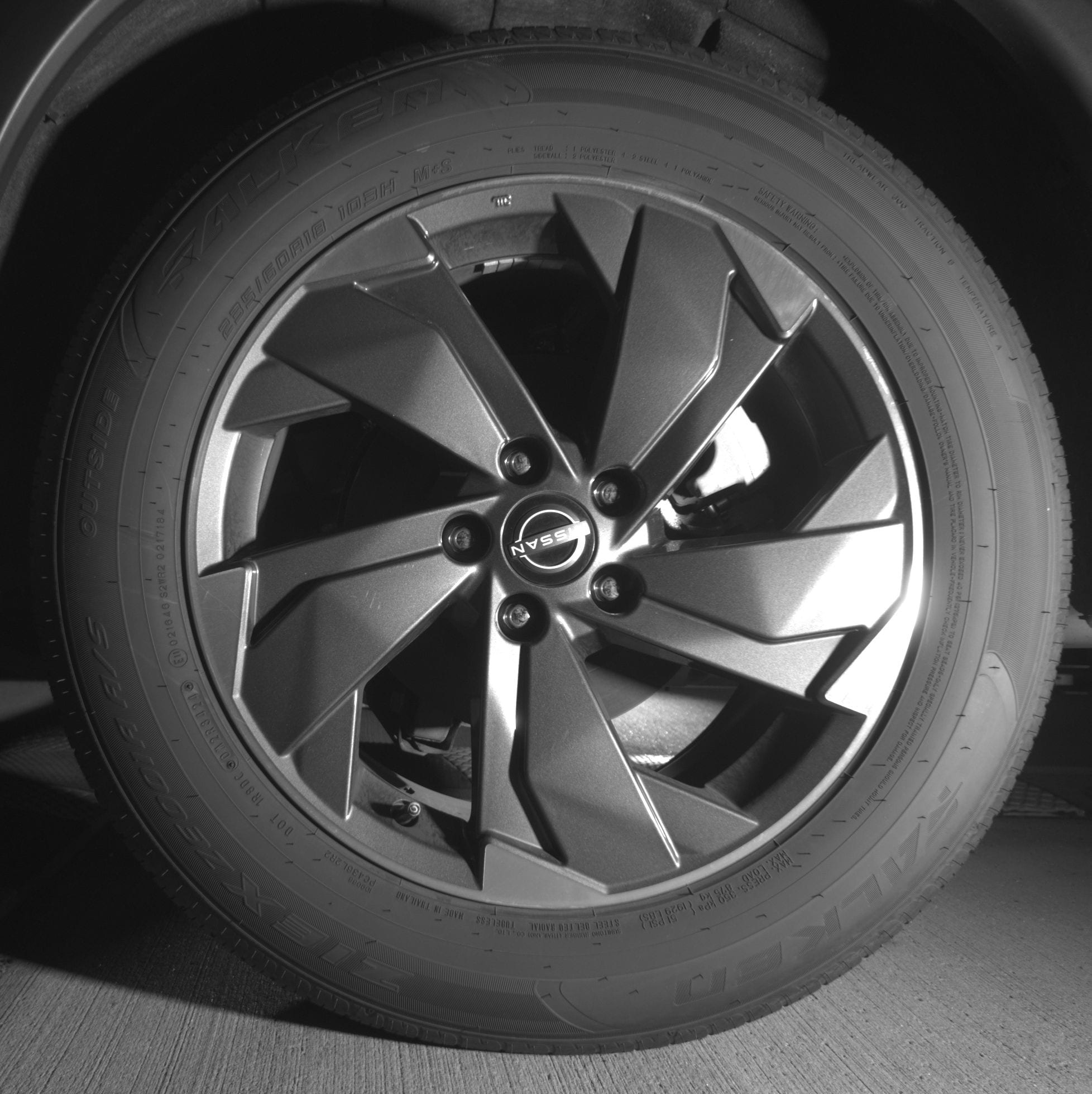 Thumbnail: 2025 Nissan Rogue - 11