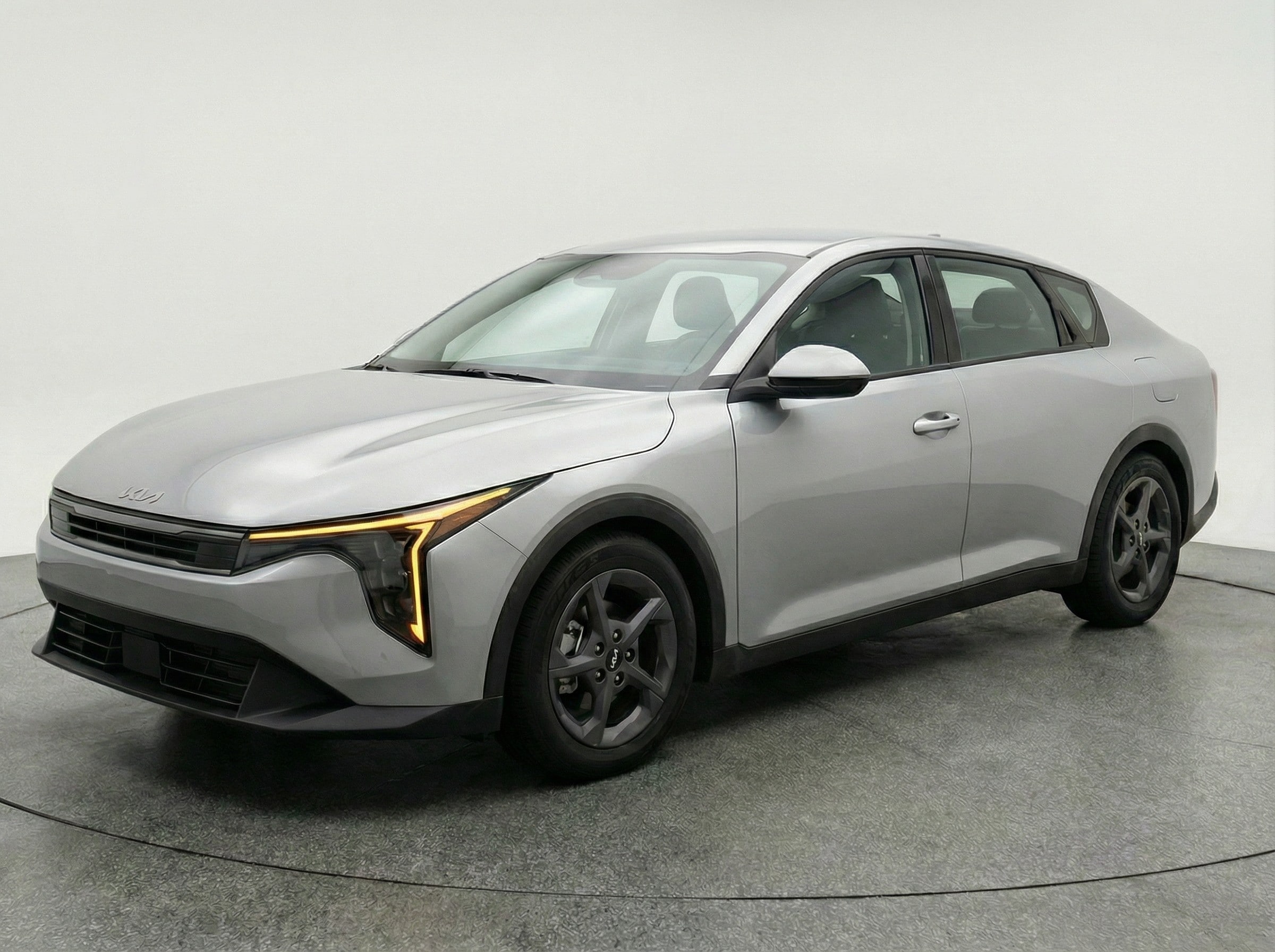 Thumbnail: 2025 Kia K4 - 3