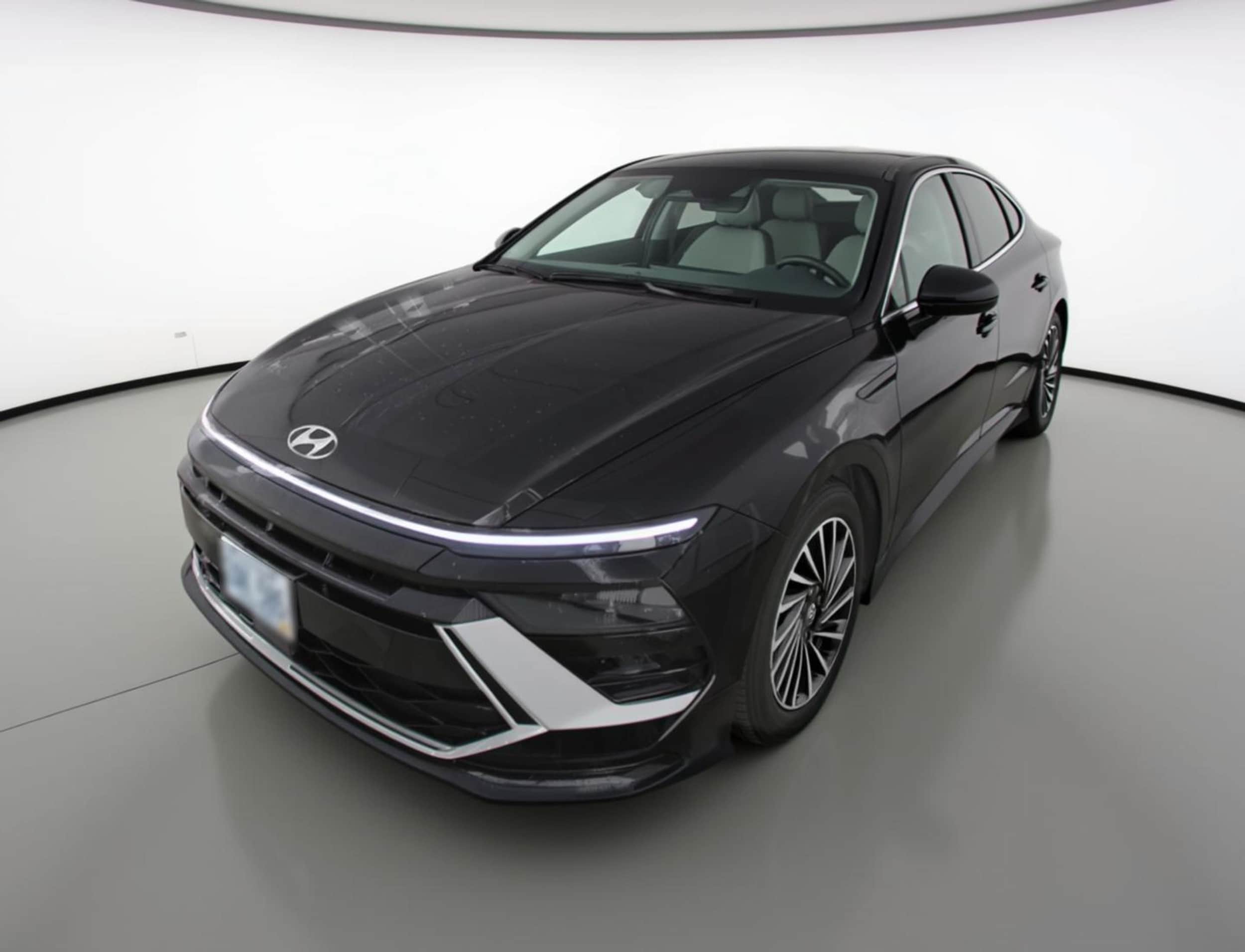 Thumbnail: 2025 Hyundai Sonata - 3