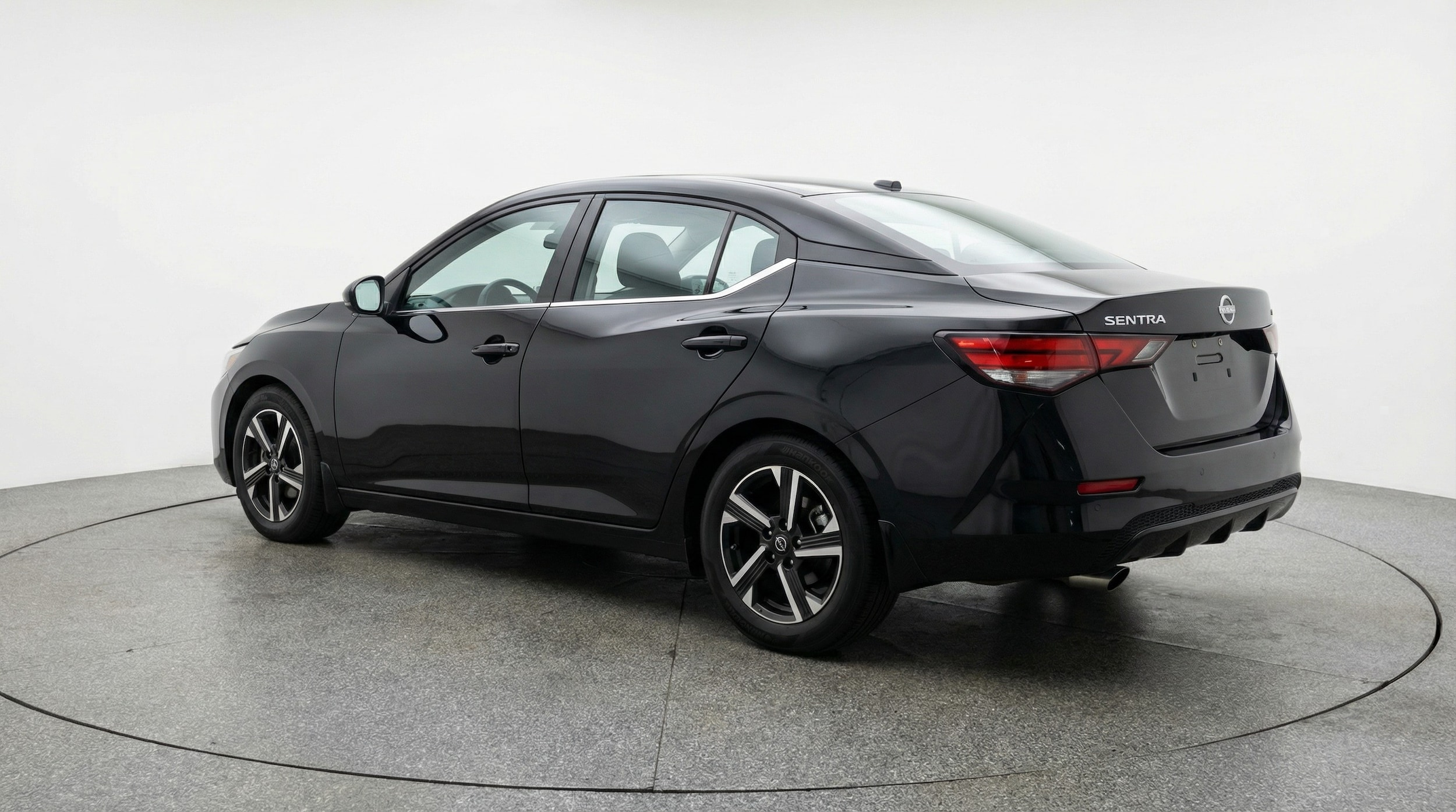 Thumbnail: 2025 Nissan Sentra - 5