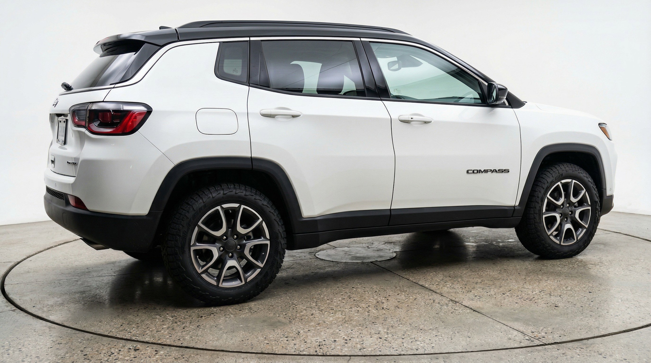 Thumbnail: 2025 Jeep Compass - 9