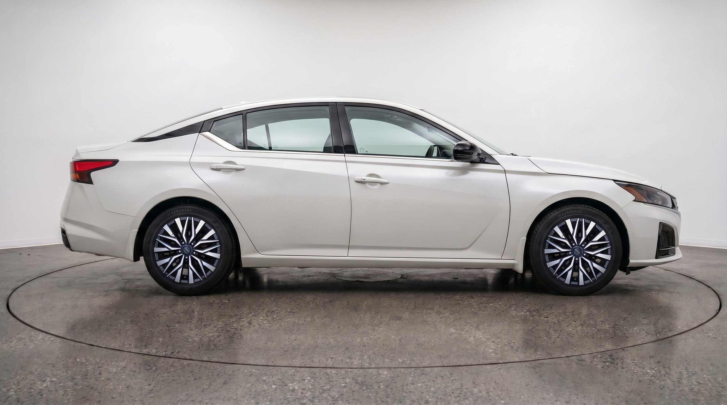 Thumbnail: 2025 Nissan Altima - 11