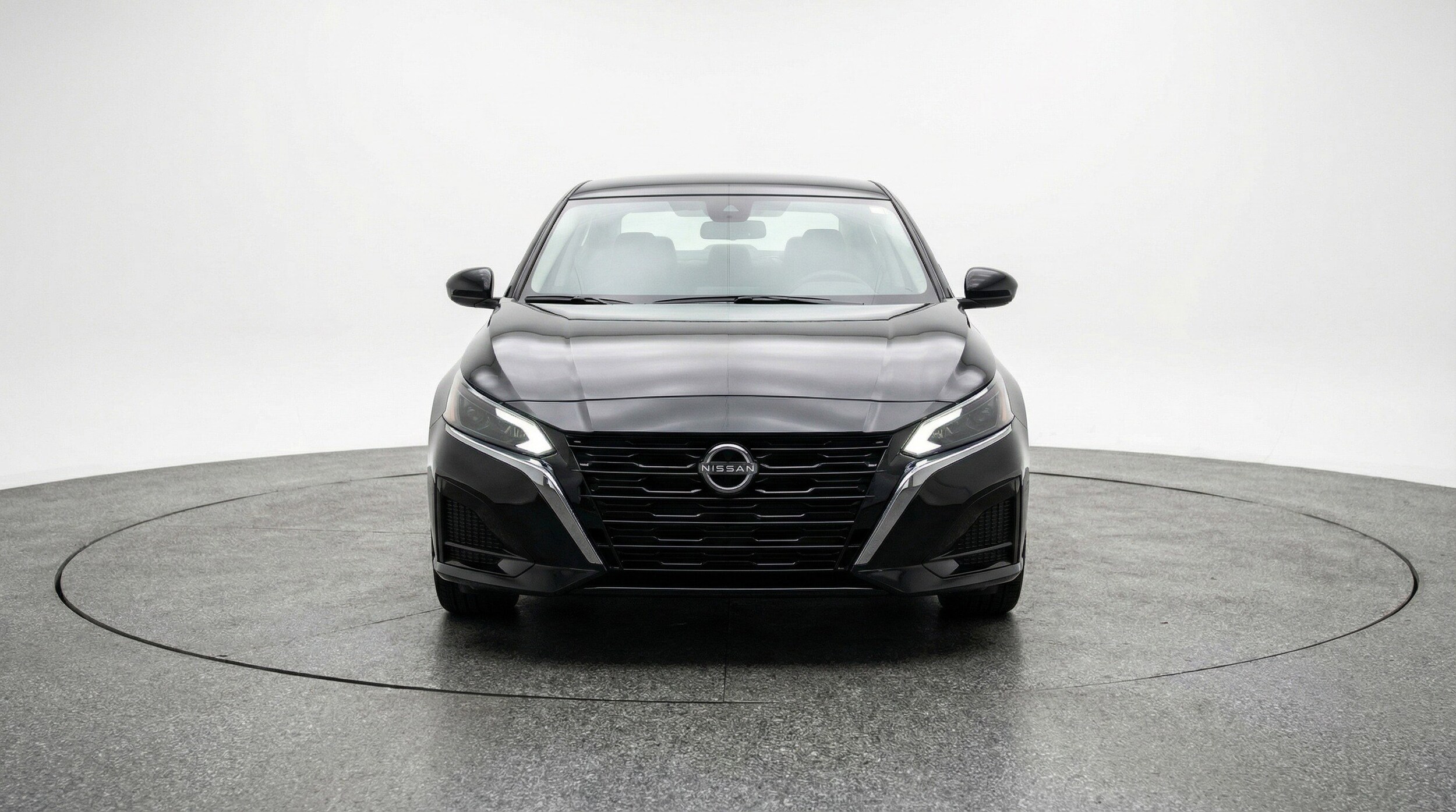 Thumbnail: 2025 Nissan Altima - 2