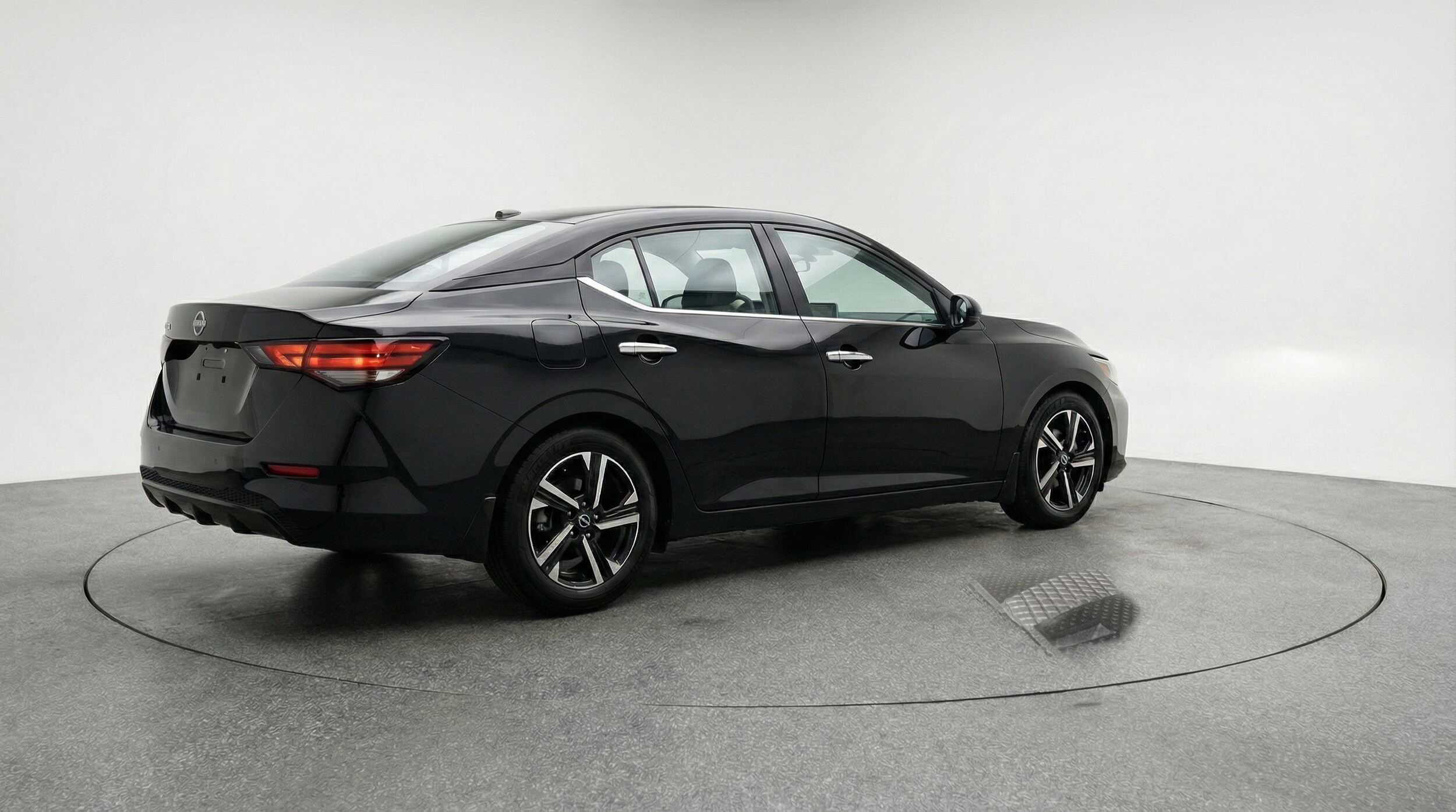 Thumbnail: 2025 Nissan Sentra - 9