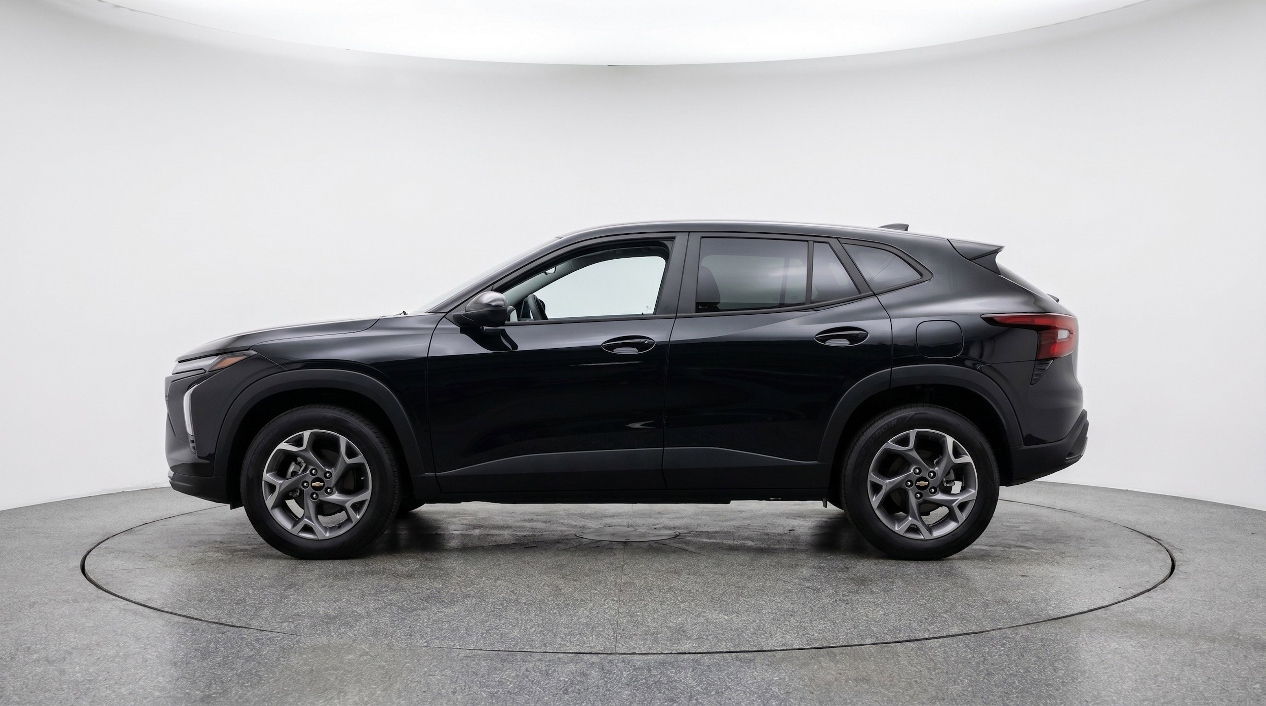 Thumbnail: 2025 Chevrolet Trax - 5