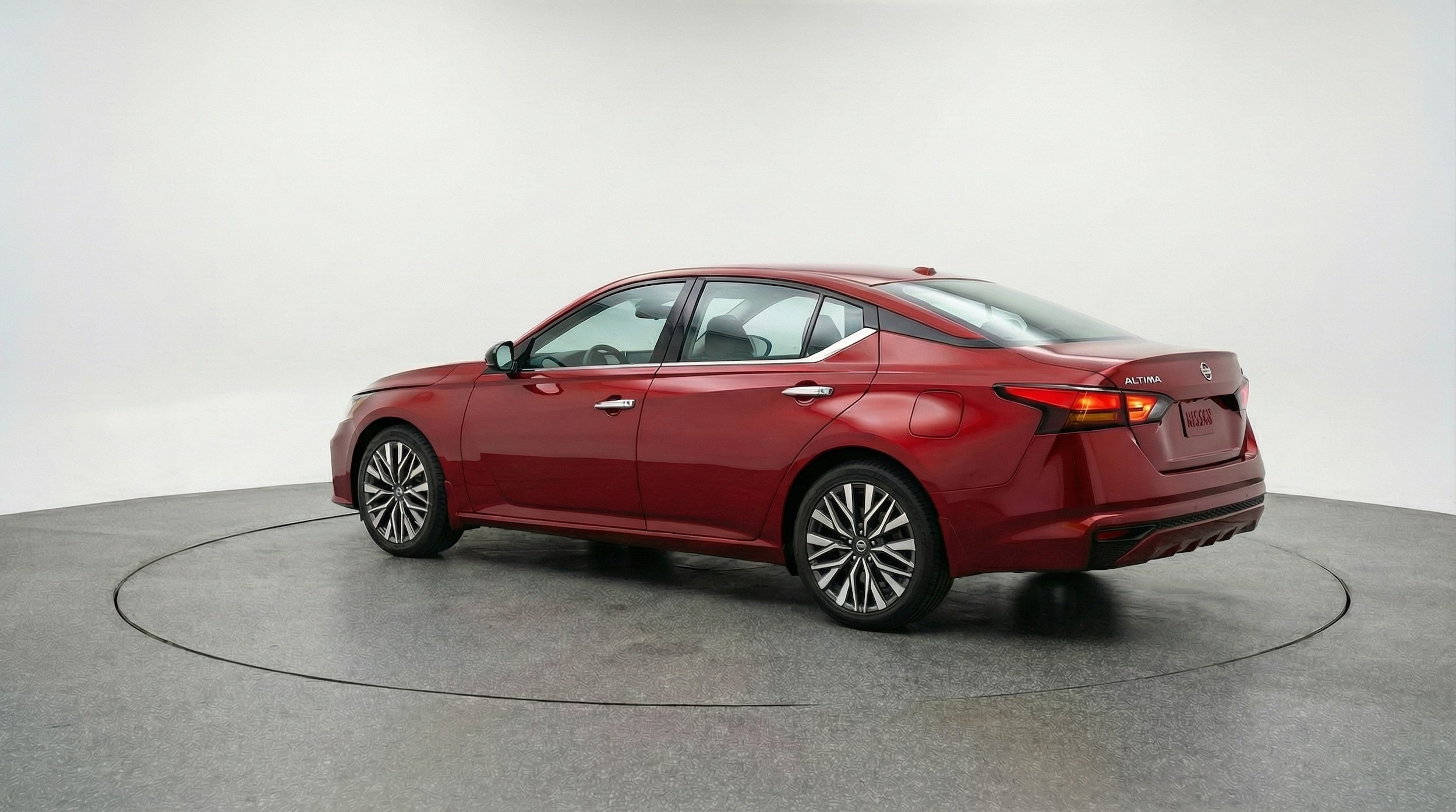 Thumbnail: 2025 Nissan Altima - 5