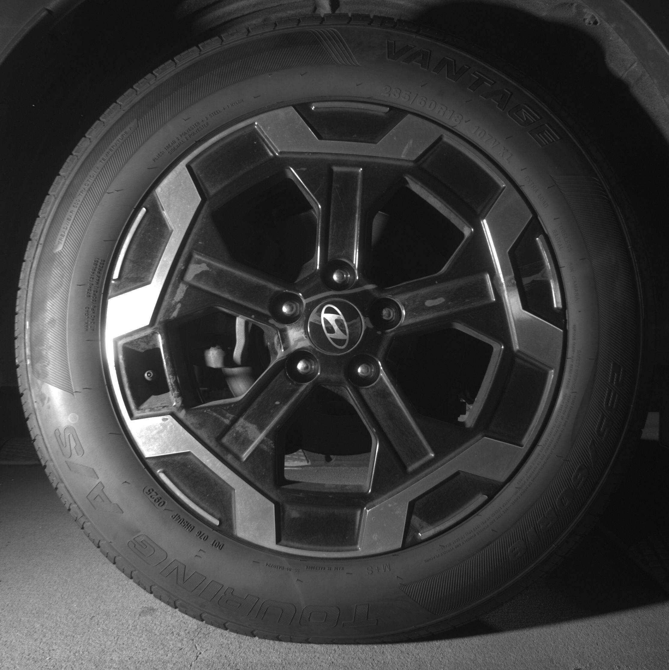 Thumbnail: 2024 Hyundai Santa Fe - 12