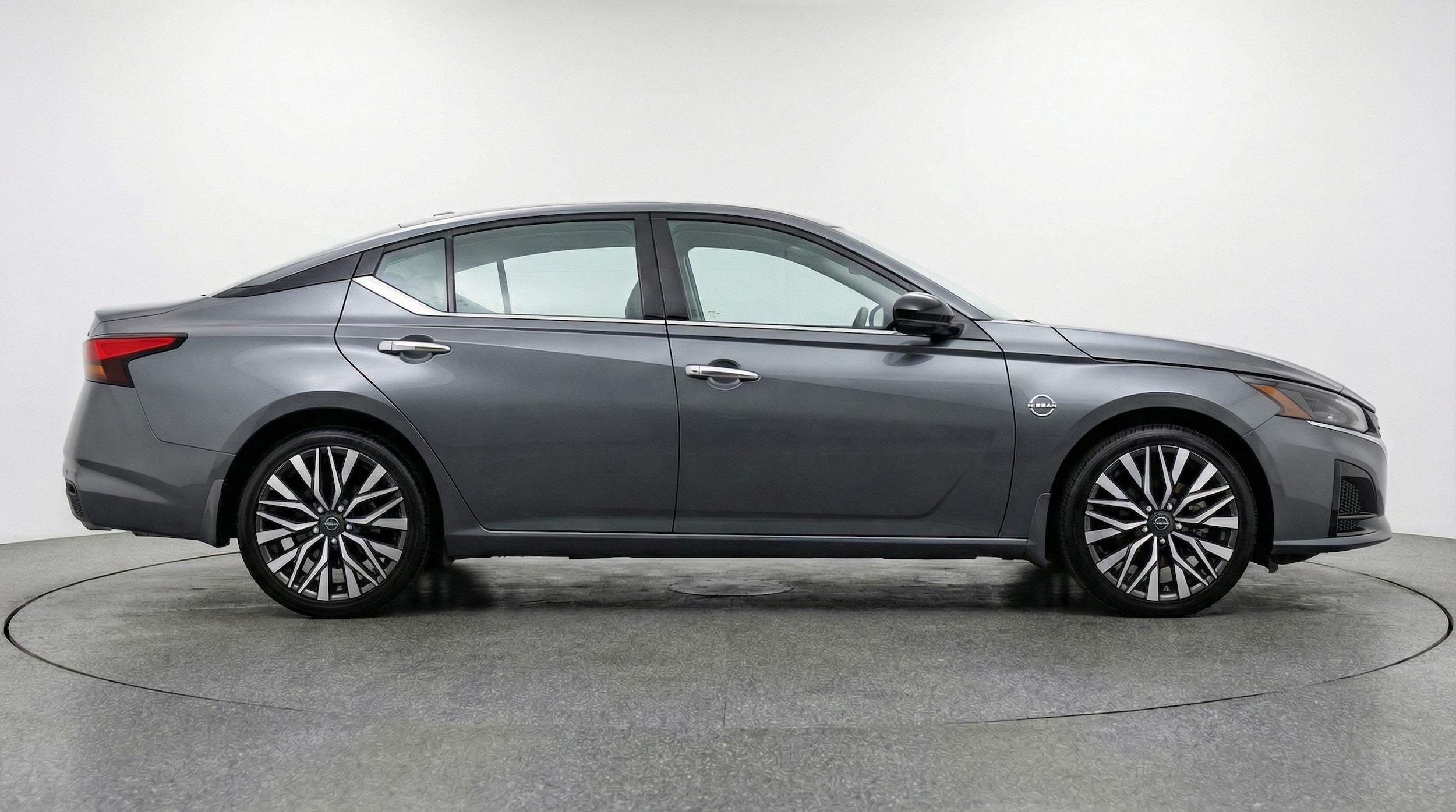 Thumbnail: 2025 Nissan Altima - 8