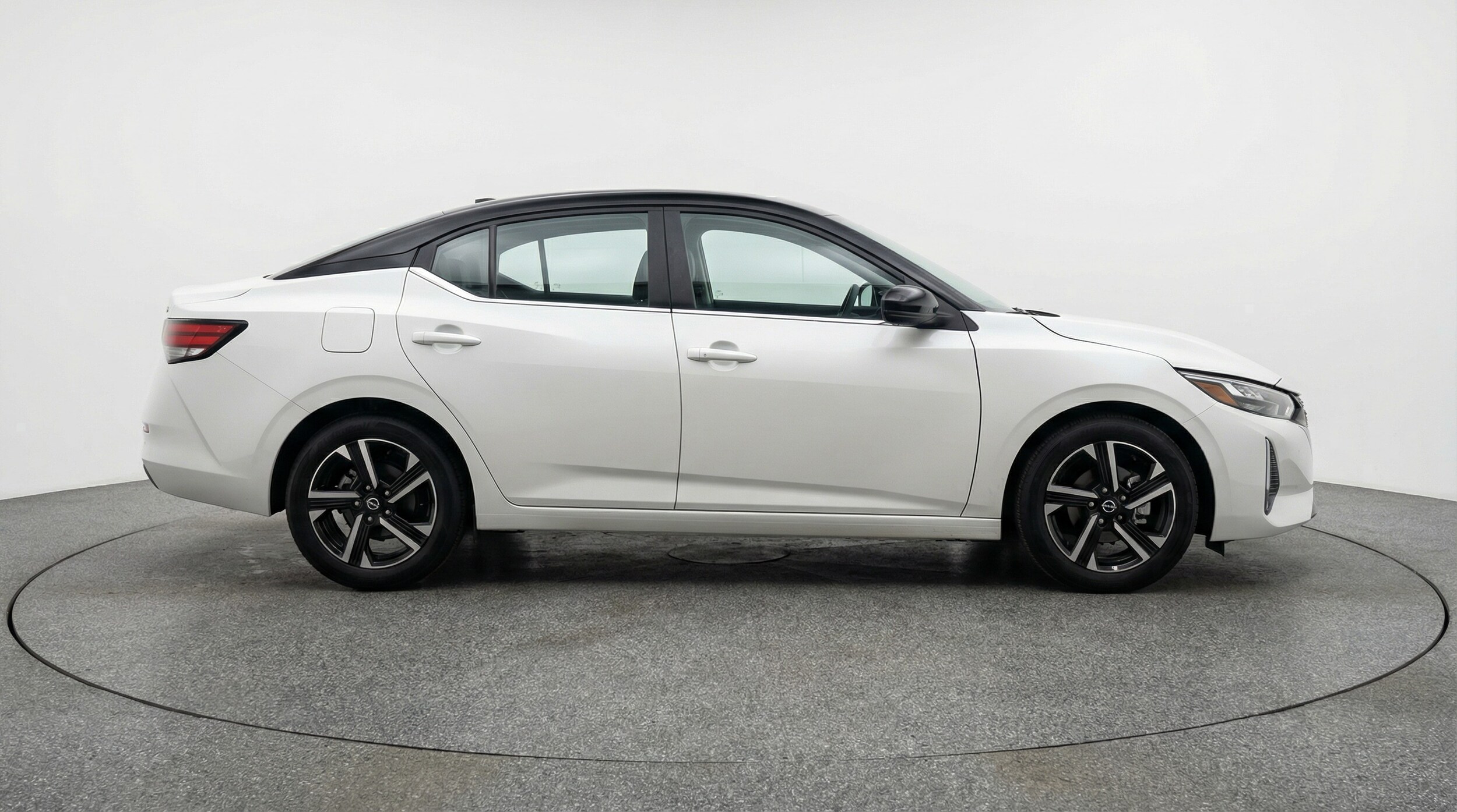 Thumbnail: 2025 Nissan Sentra - 8