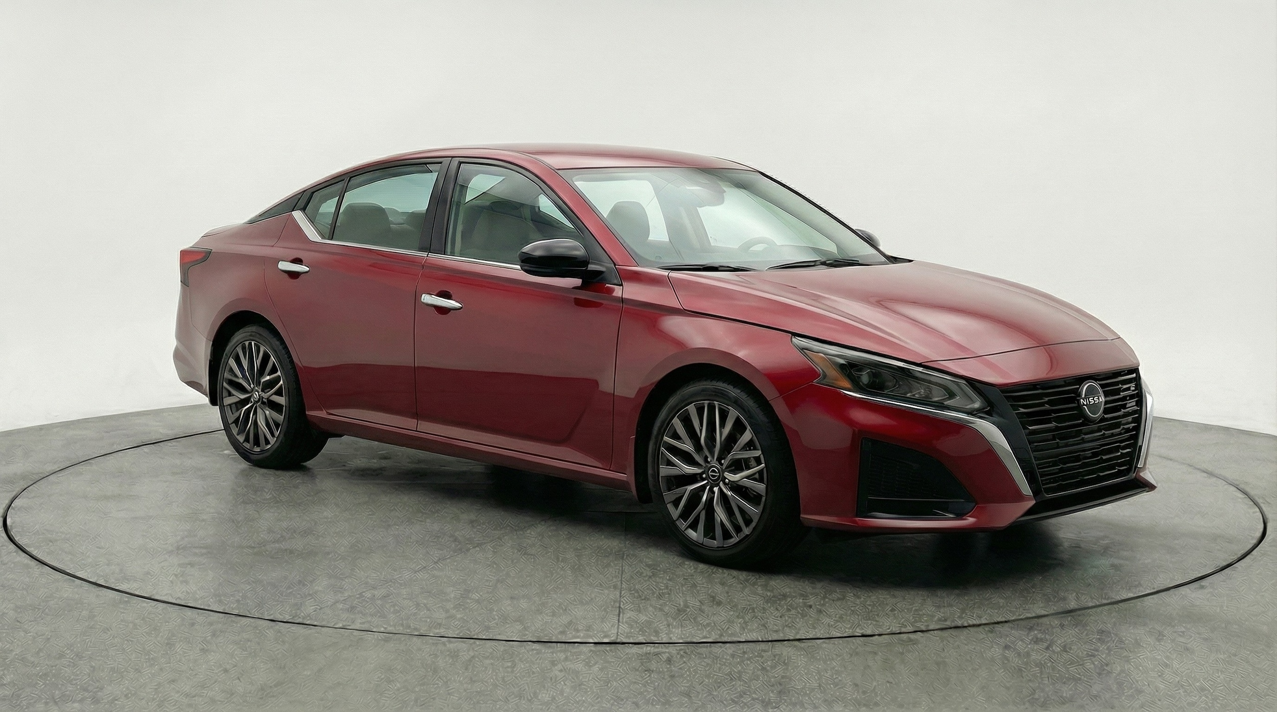 Thumbnail: 2025 Nissan Altima - 1