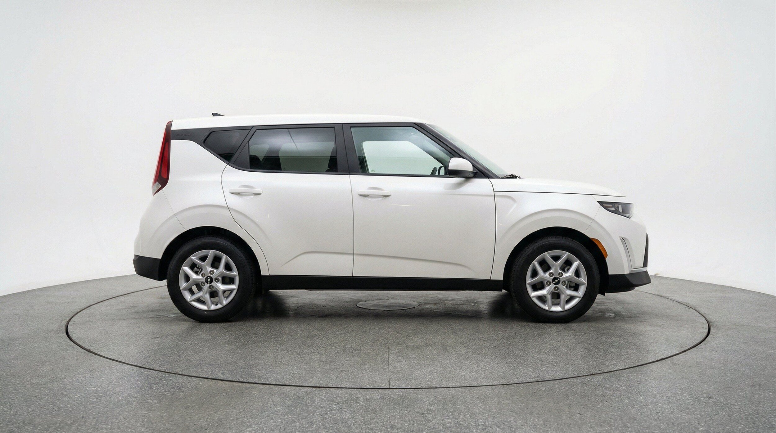 Thumbnail: 2025 Kia Soul - 10