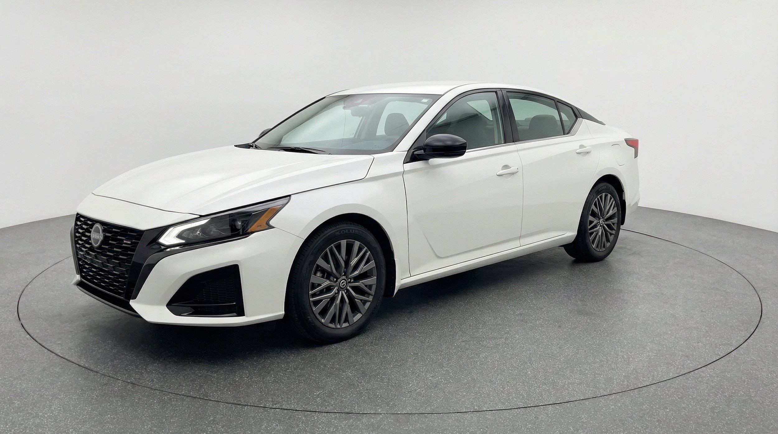 Thumbnail: 2025 Nissan Altima - 3