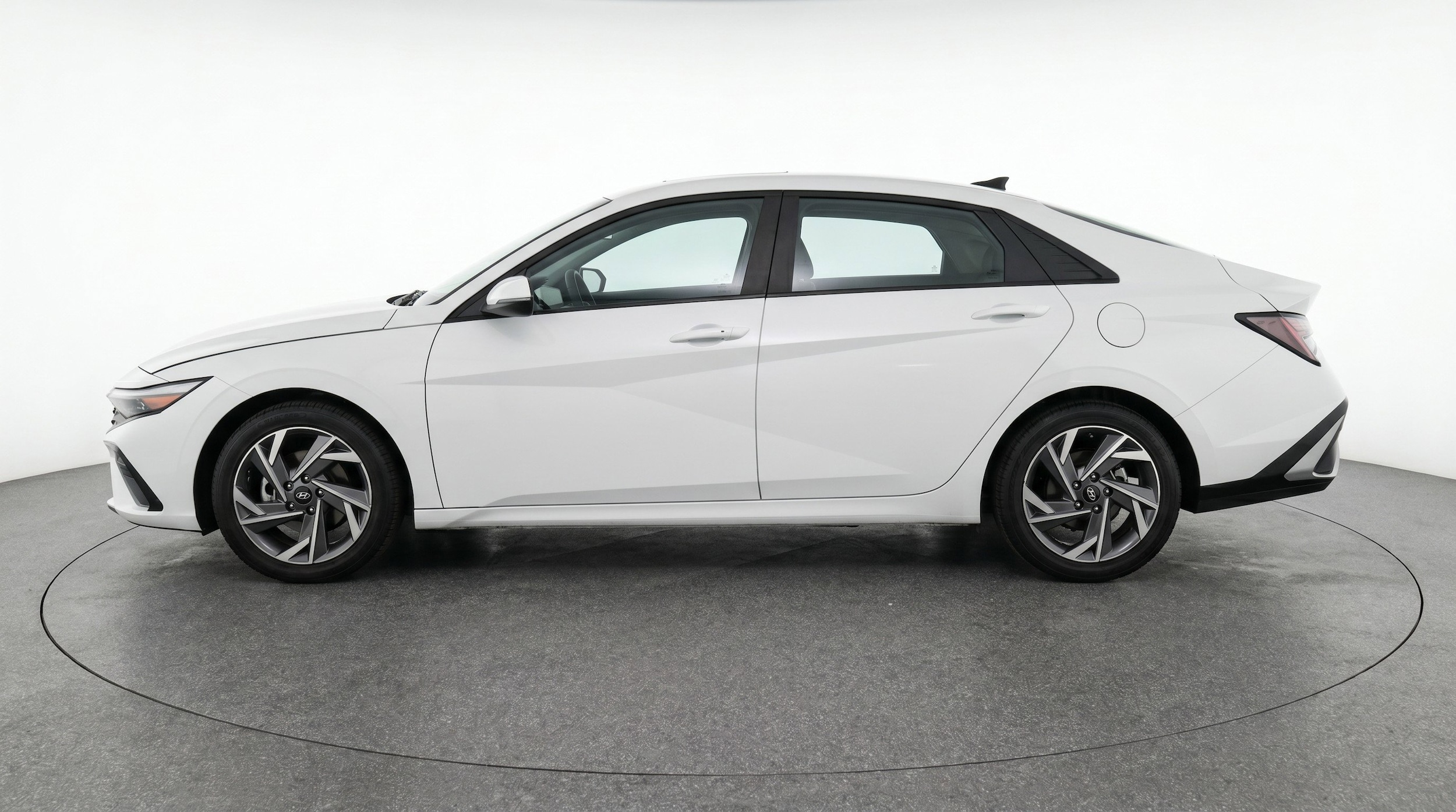 Thumbnail: 2025 Hyundai Elantra - 5