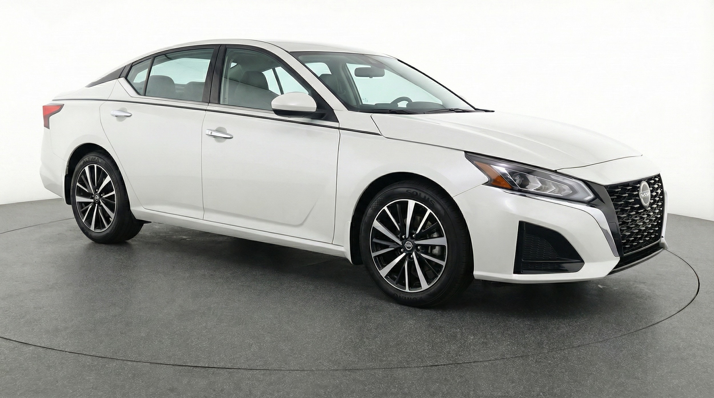 Thumbnail: 2025 Nissan Altima - 1