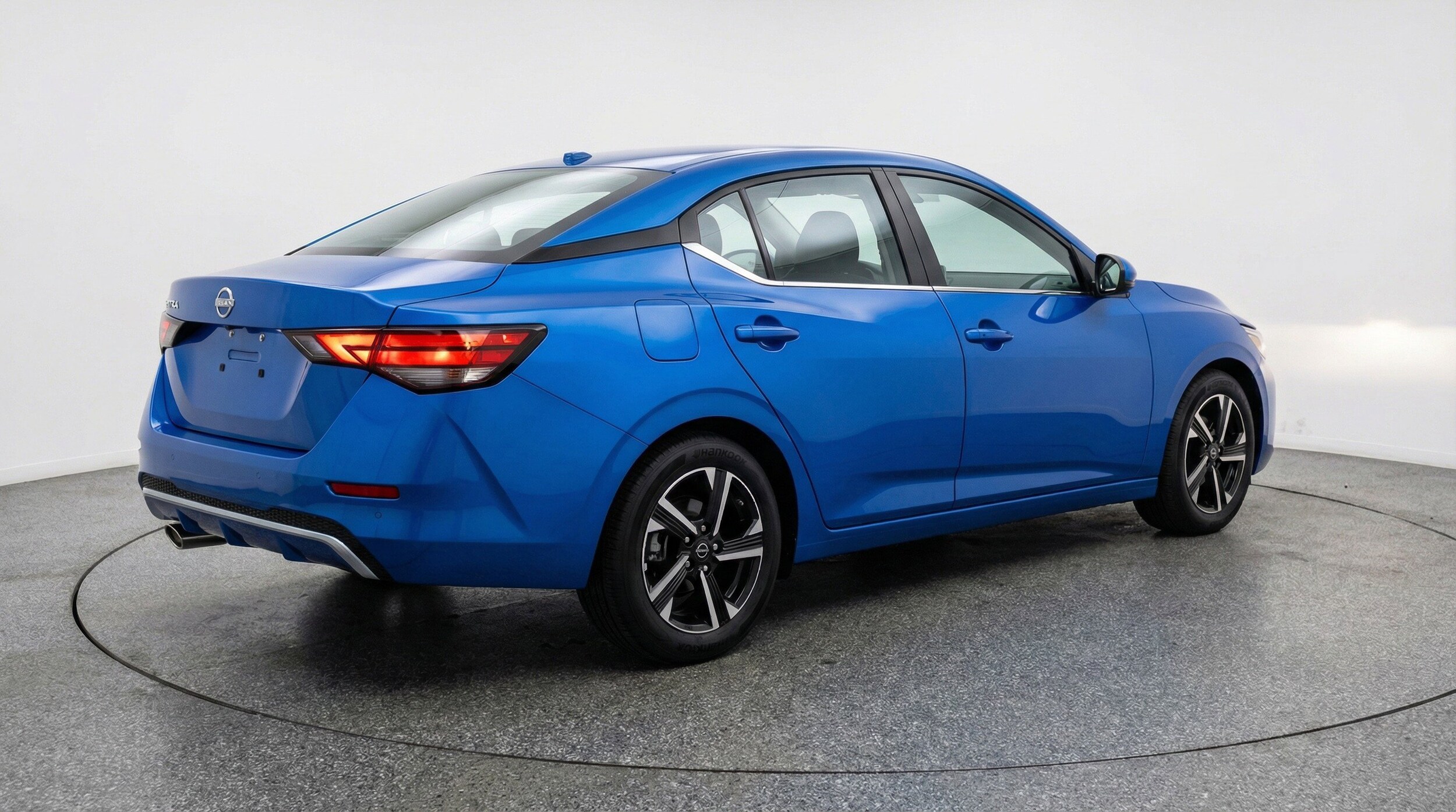 Thumbnail: 2025 Nissan Sentra - 9