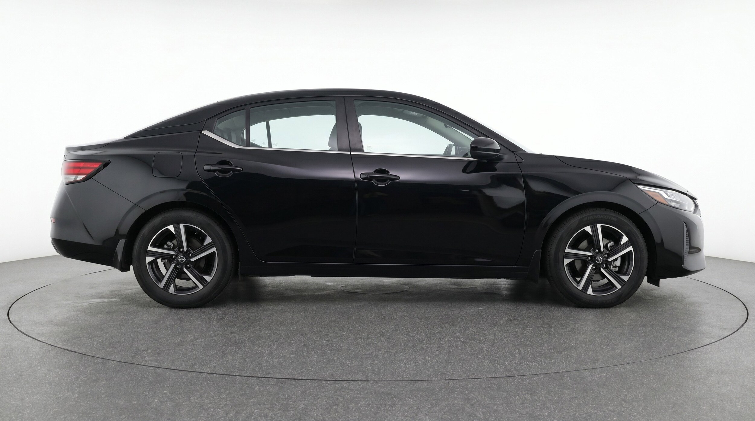 Thumbnail: 2025 Nissan Sentra - 11