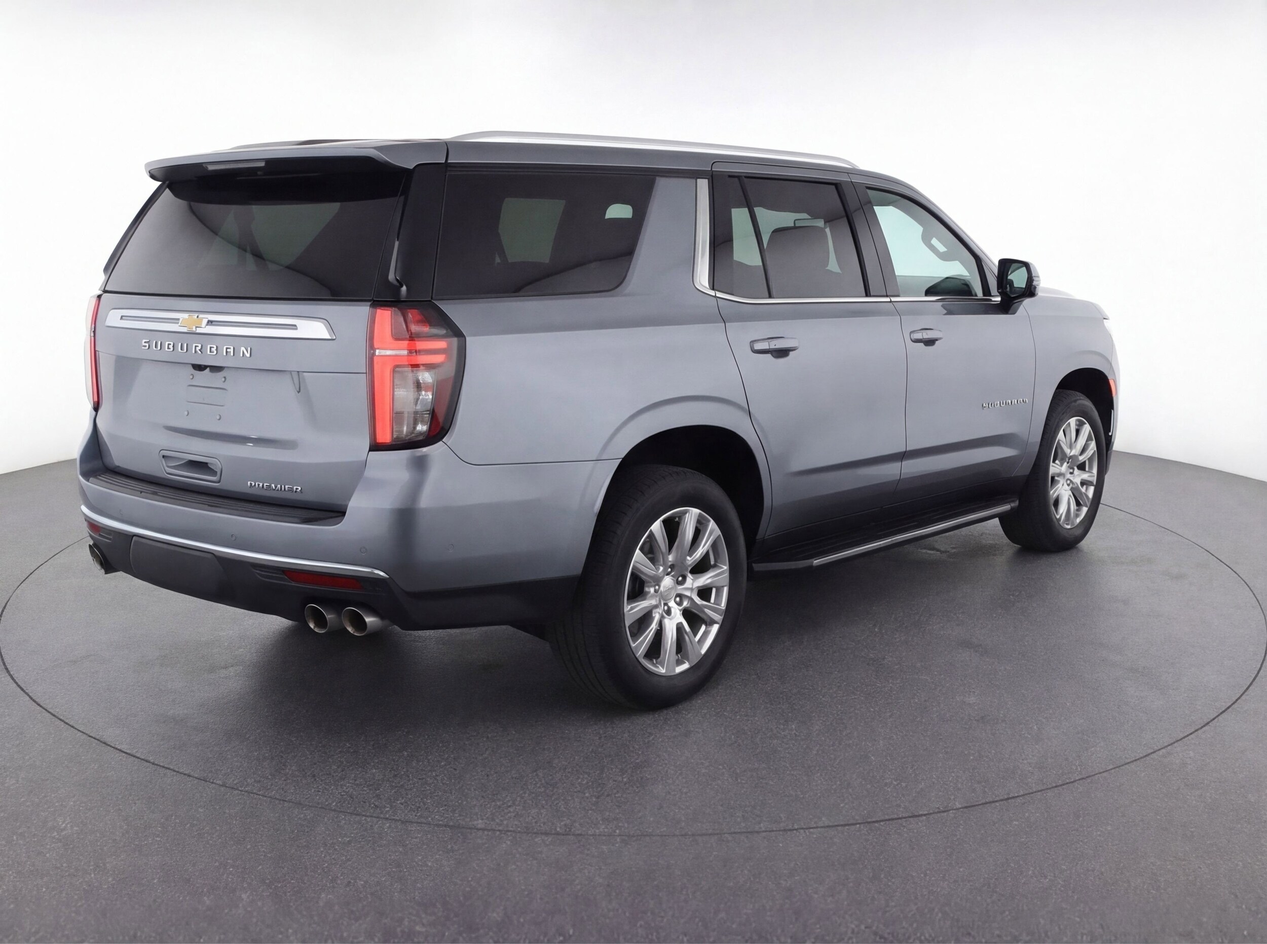 Thumbnail: 2023 Chevrolet Suburban - 9