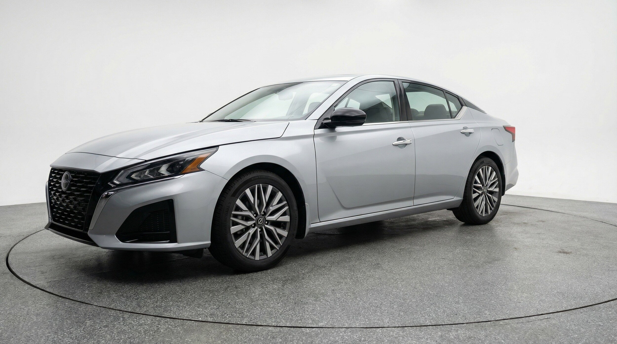 Thumbnail: 2025 Nissan Altima - 3