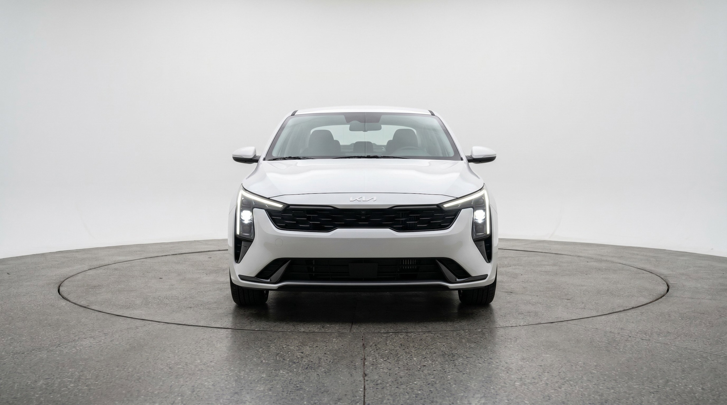 Thumbnail: 2025 Kia K4 - 2