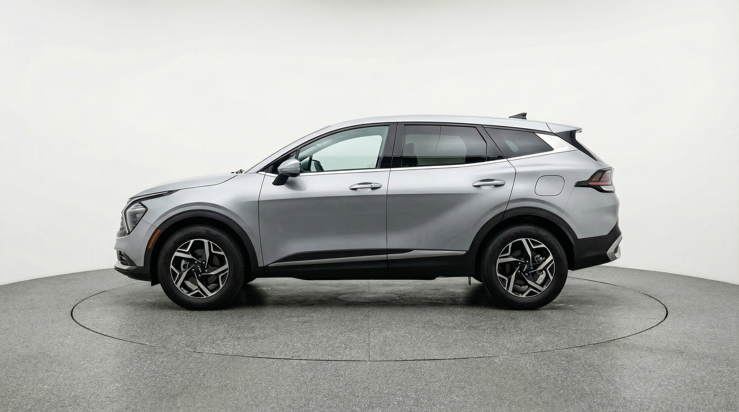 Thumbnail: 2025 Kia Sportage - 5